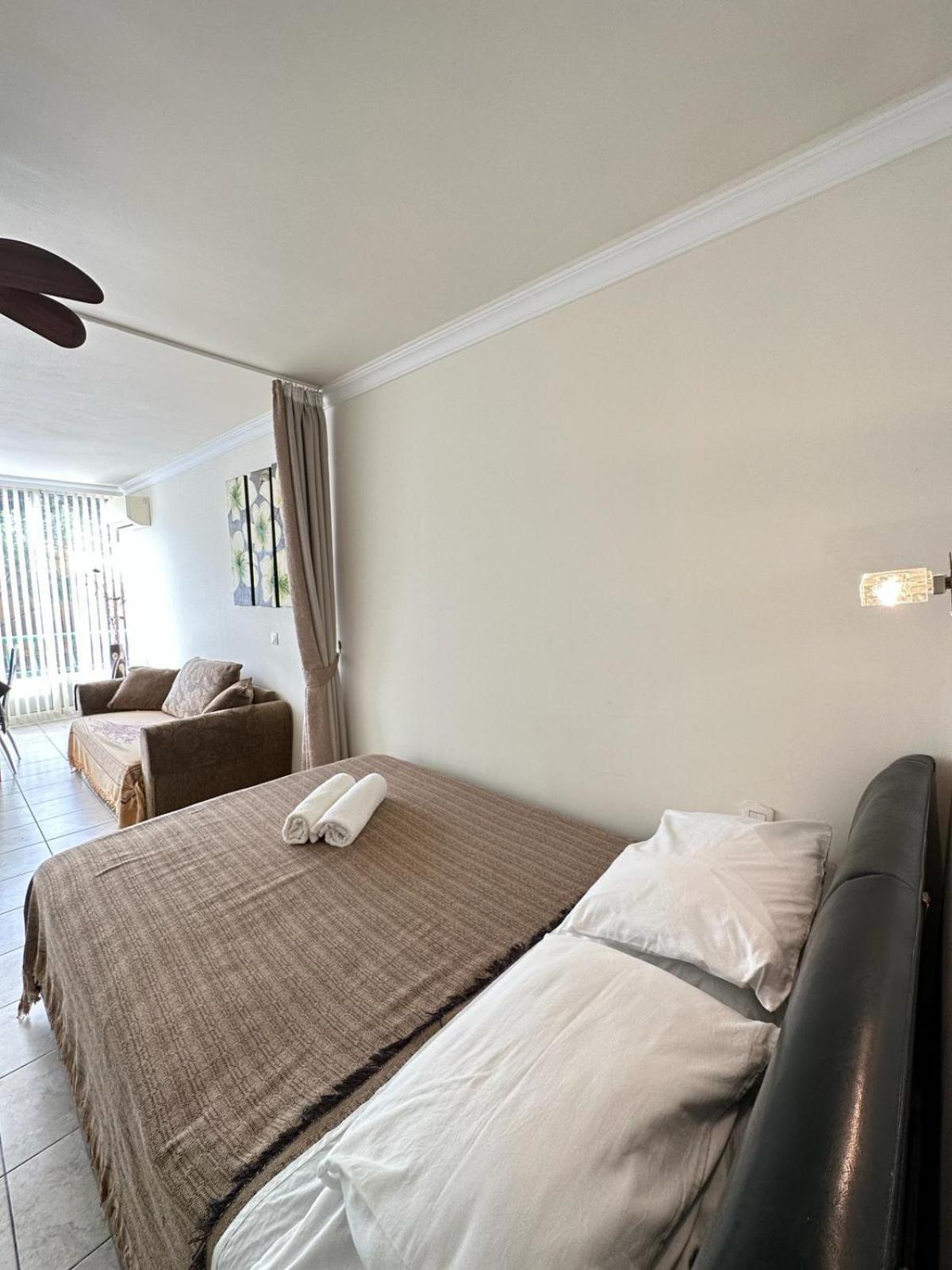 Firstline apartment Los Cristianos