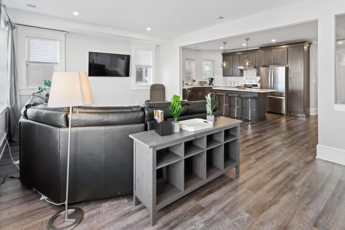 3 Beachfront Apts with 12BR 6BA in AC view 3