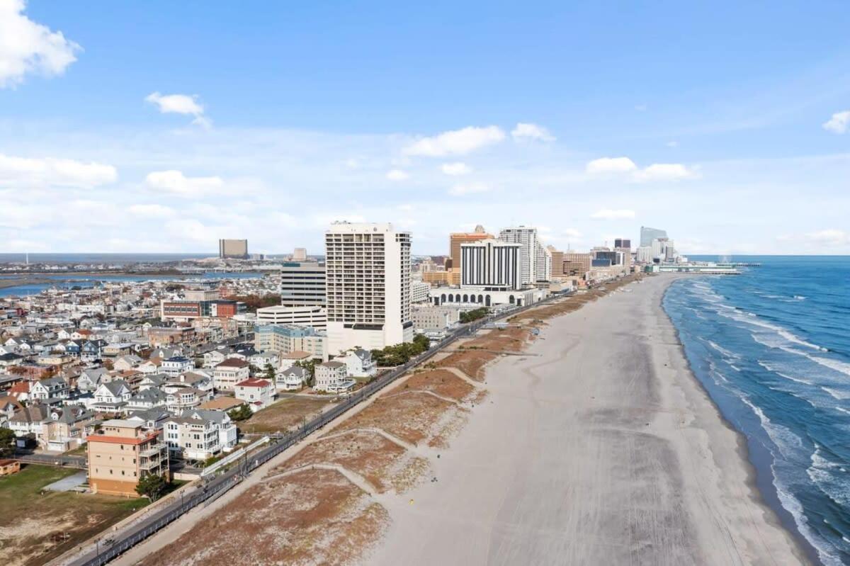 3 Beachfront Apts with 12BR 6BA in AC view 2
