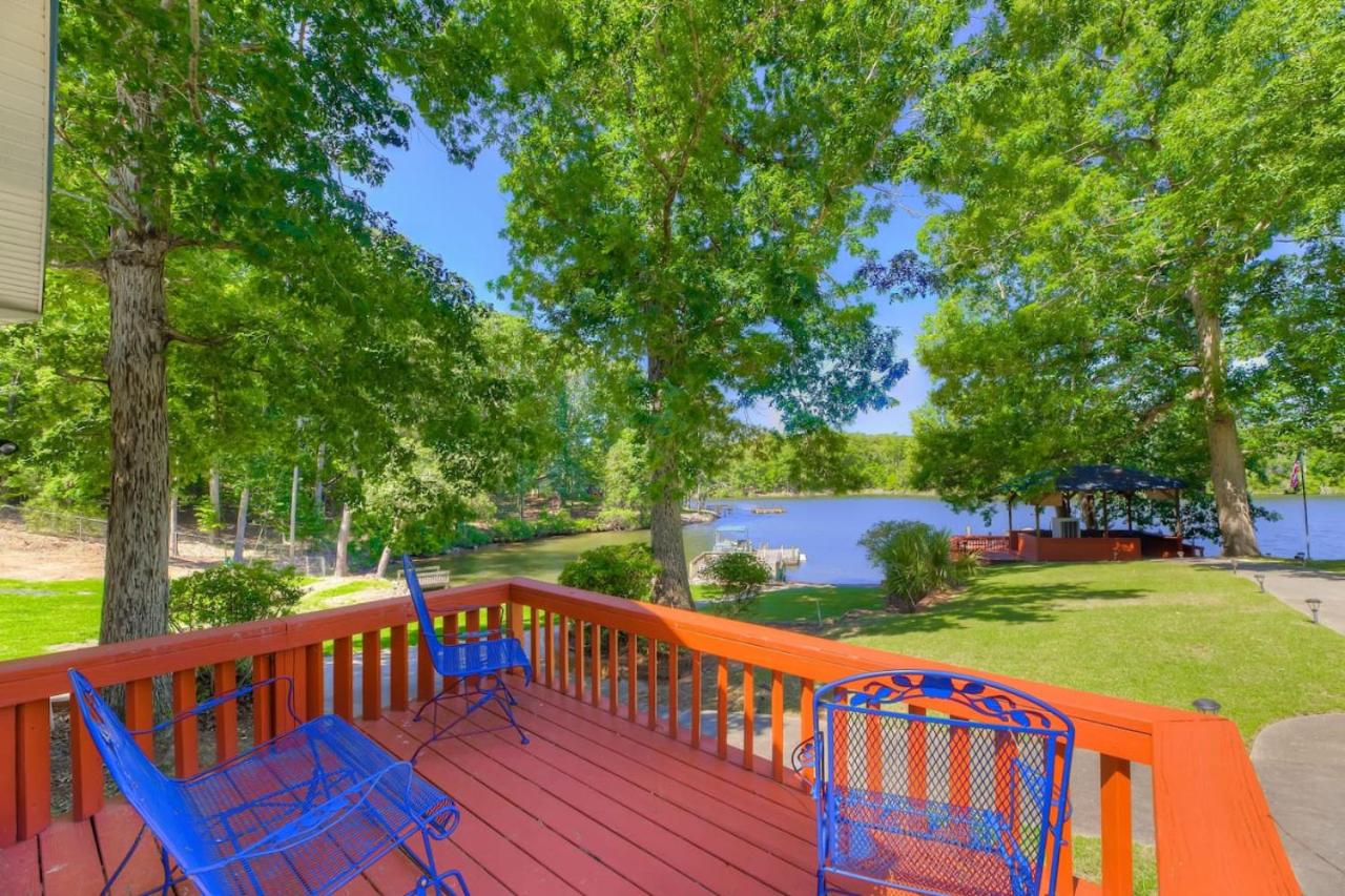 Family Compound Getaway on Lake Murray - Leesville view 4