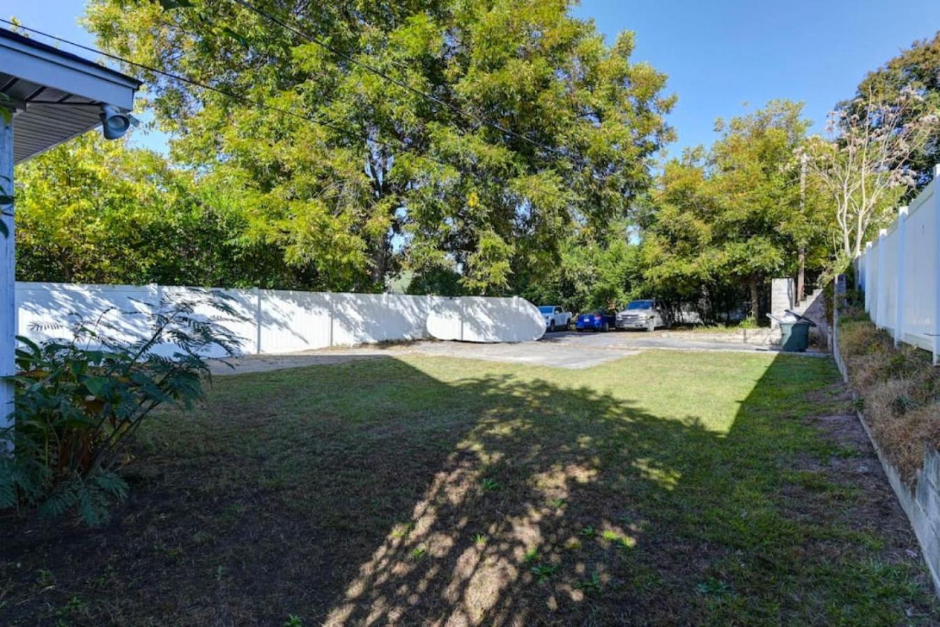 Spacious Home on Gervais - 4BR view 4