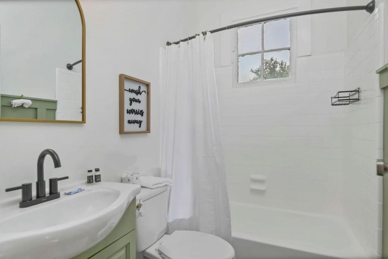 Melrose Heights 1BR
