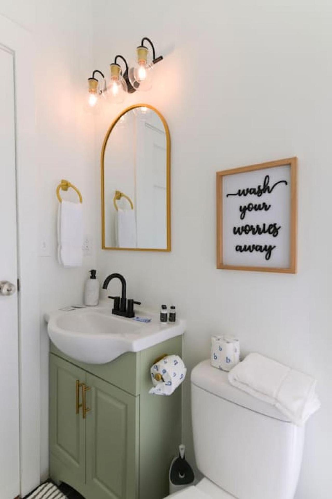 Melrose Heights 1BR