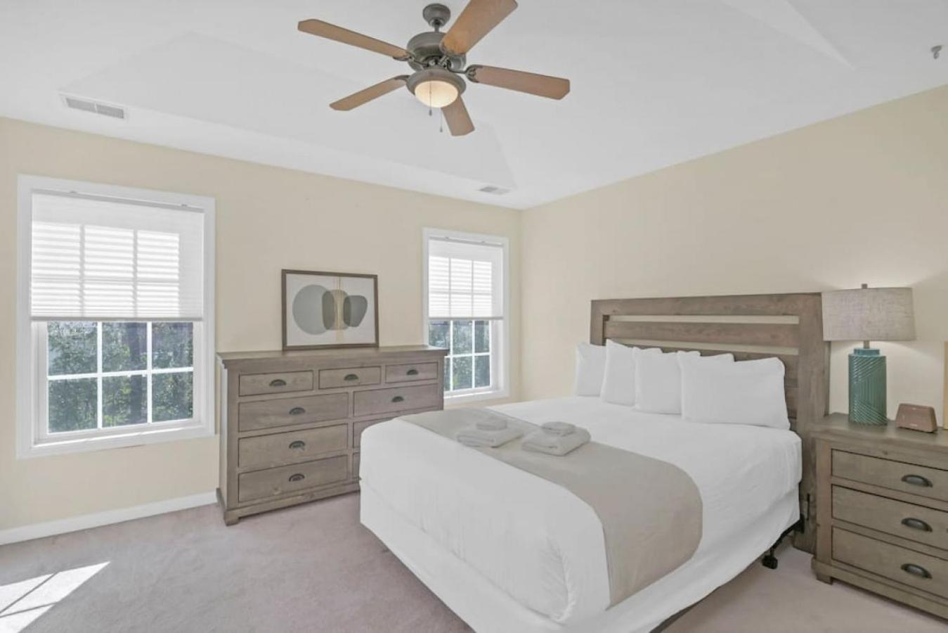 Cozy 2BR Home Near Ft Jackson view 2
