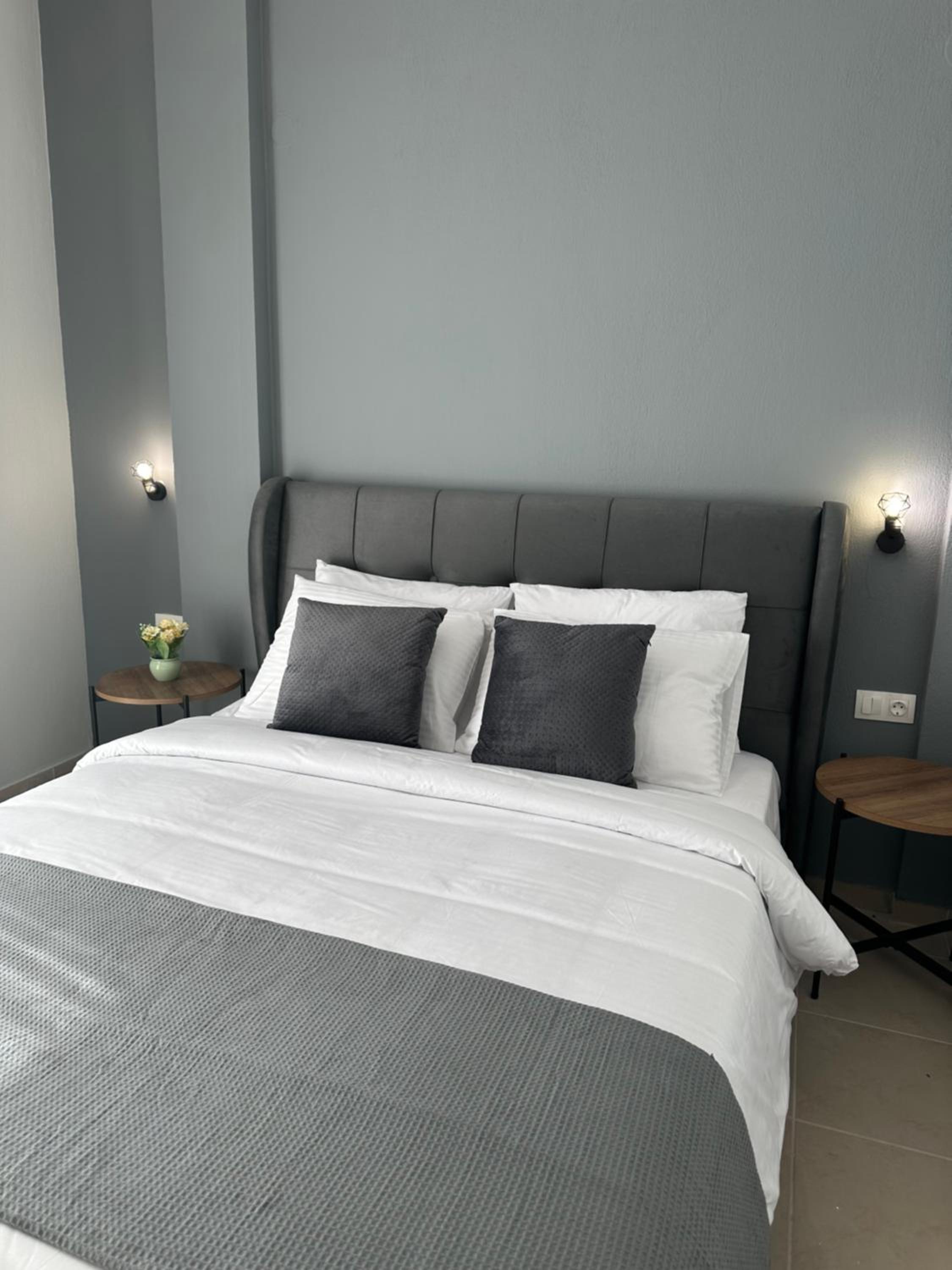 anastasia luxury apartments