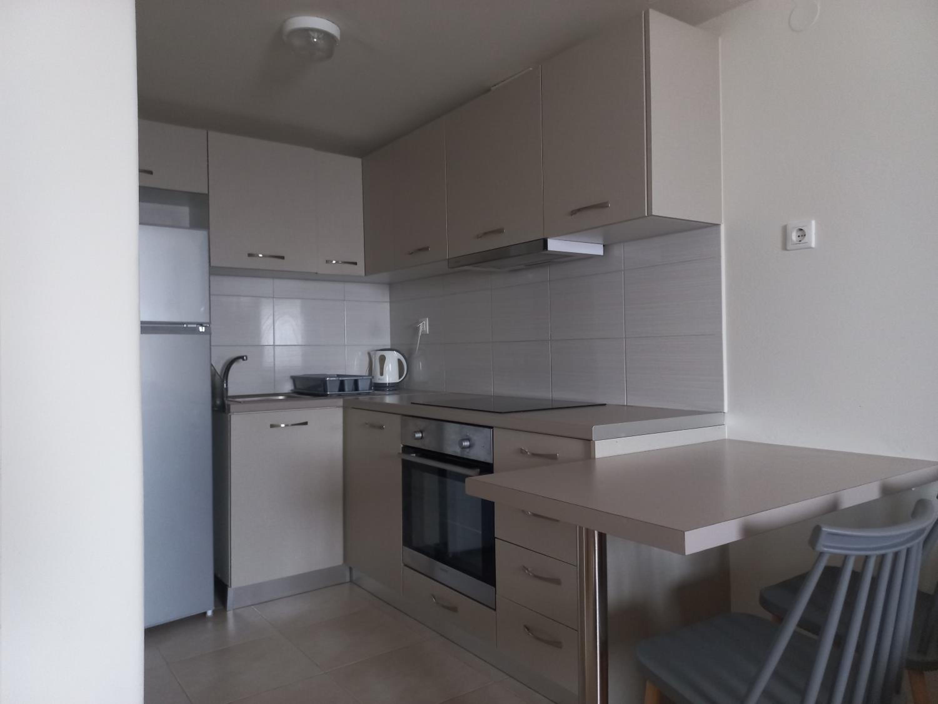 Solid Apartment