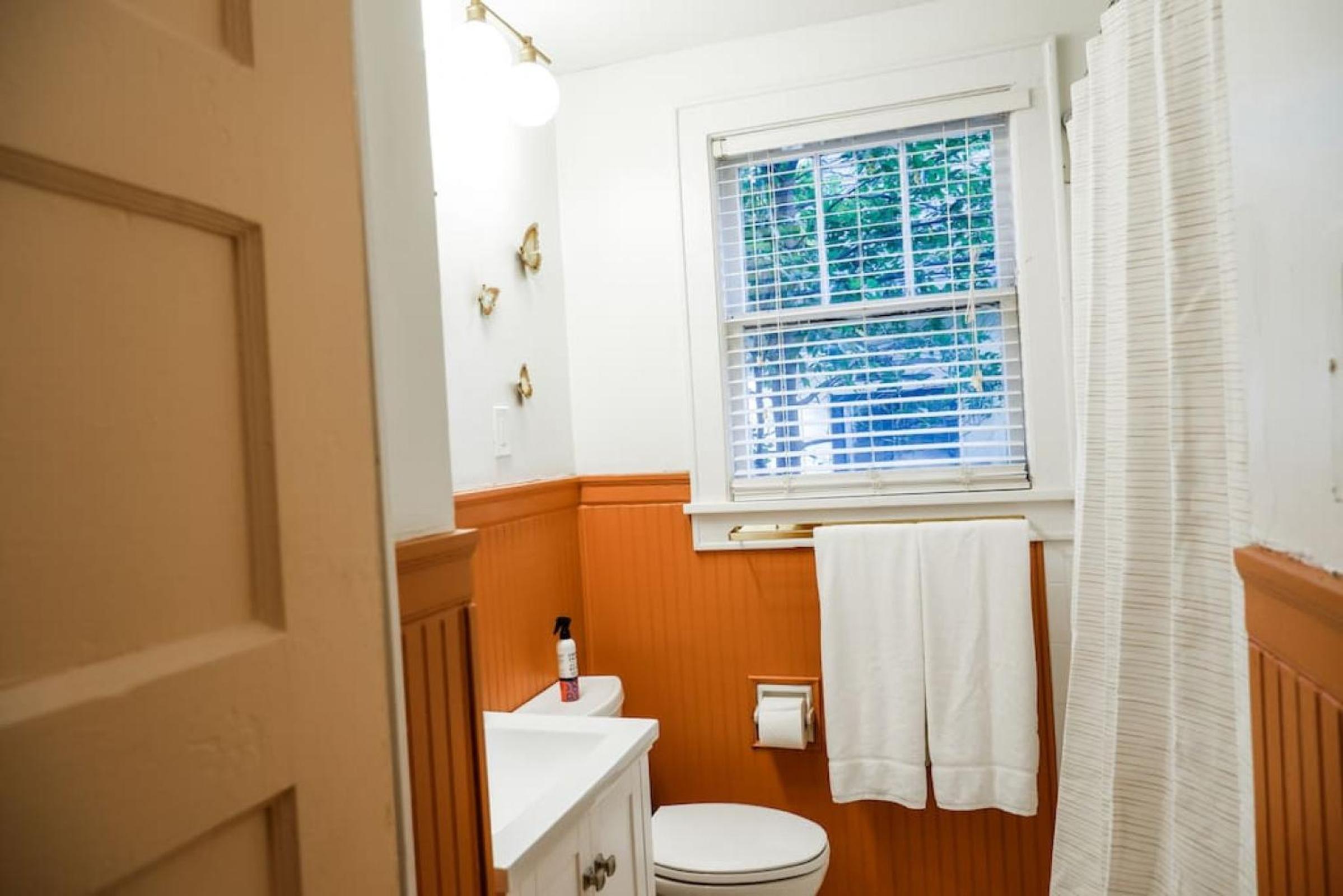 Spacious Shandon Home