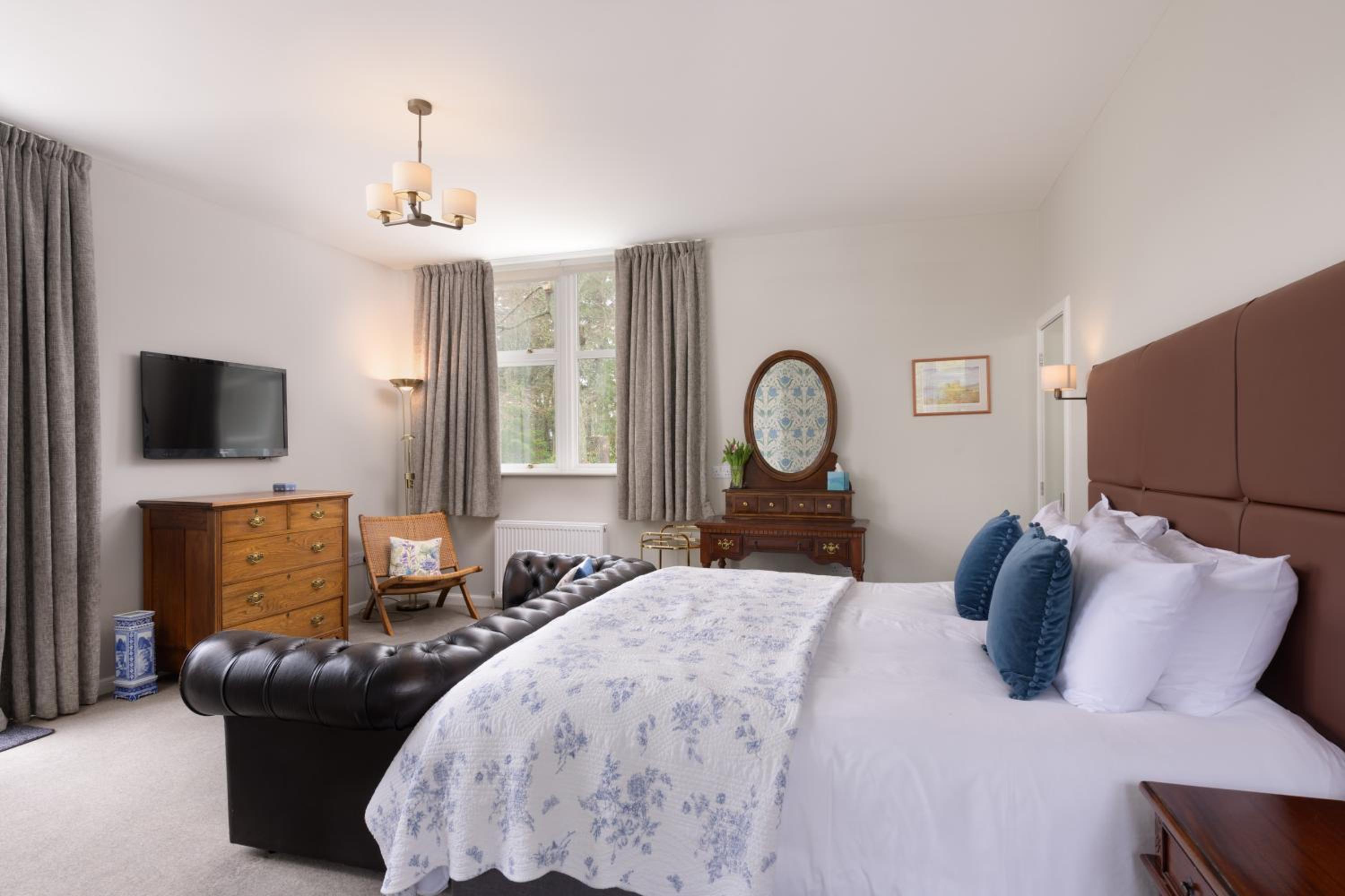 No 45, Ballater