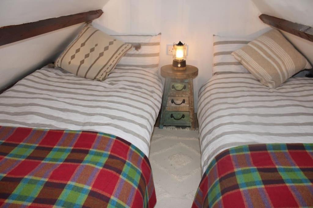 Gap of Dunloe Shepherd's Cottage