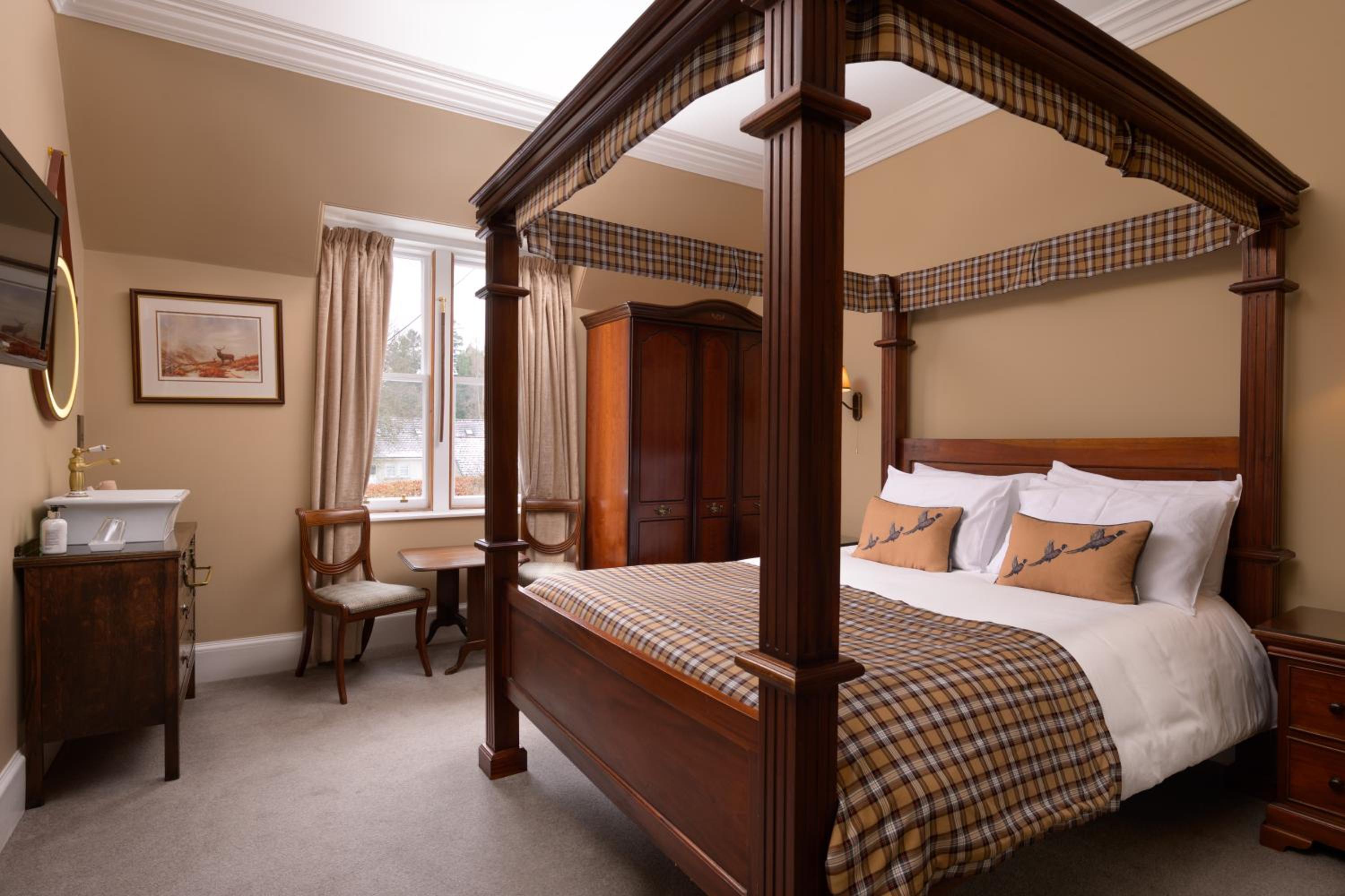 No 45, Ballater