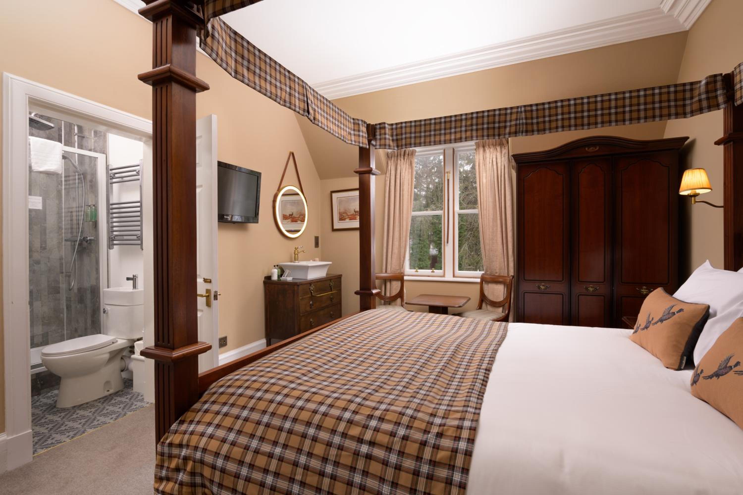 No 45, Ballater
