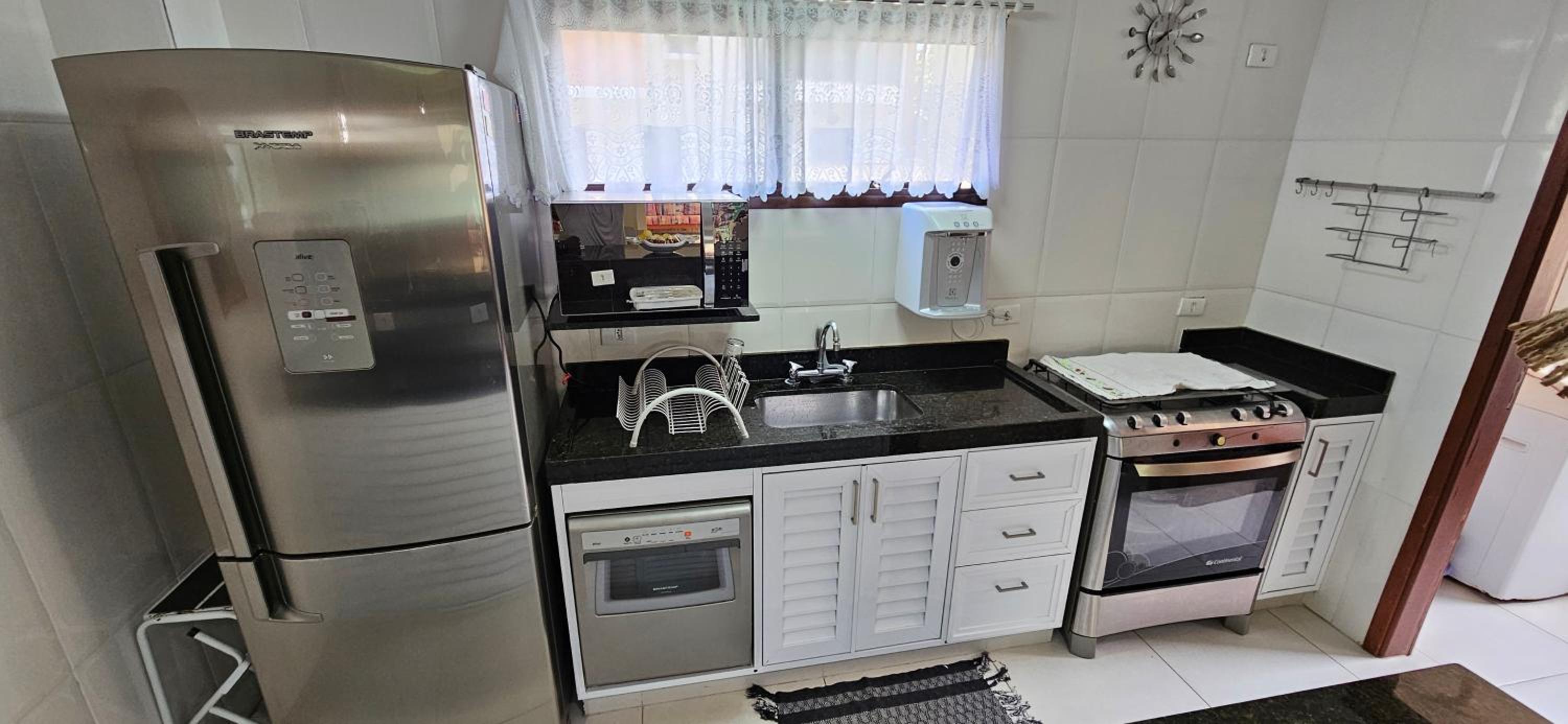 Casa em Condomínio Enseada - Perequê Mirim - Ubatuba