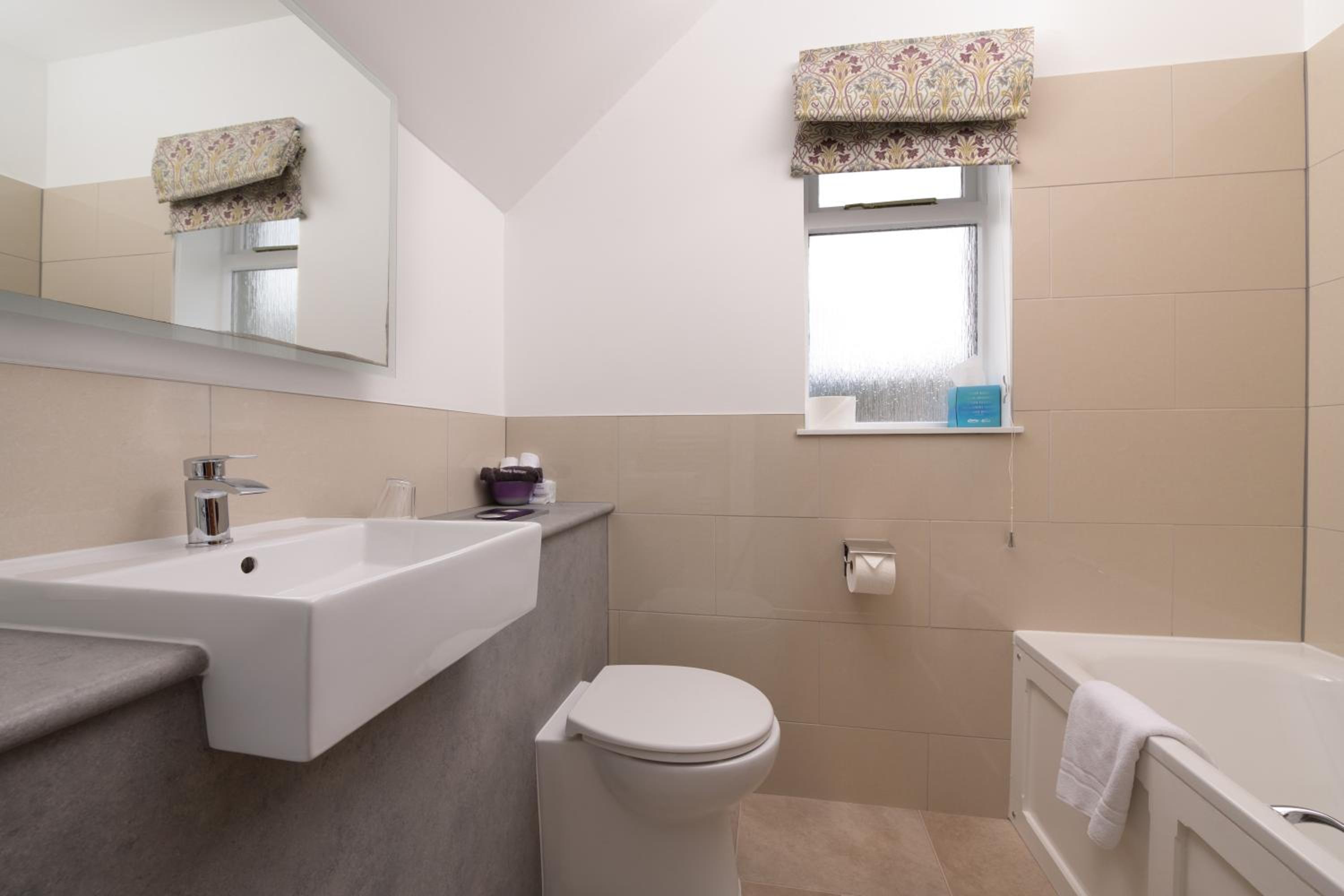 No 45, Ballater