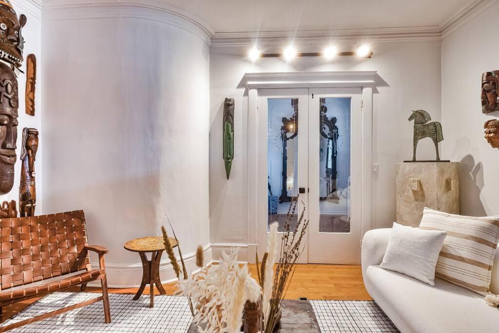 Exquisite Luxury Estate - Steps to Downtown