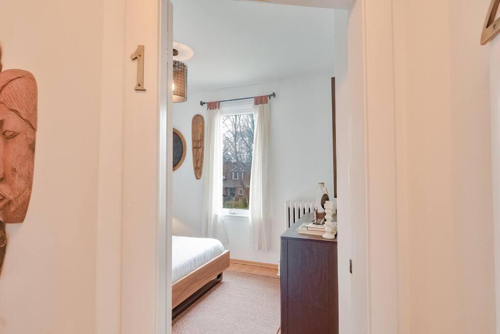 Exquisite Luxury Estate - Steps to Downtown