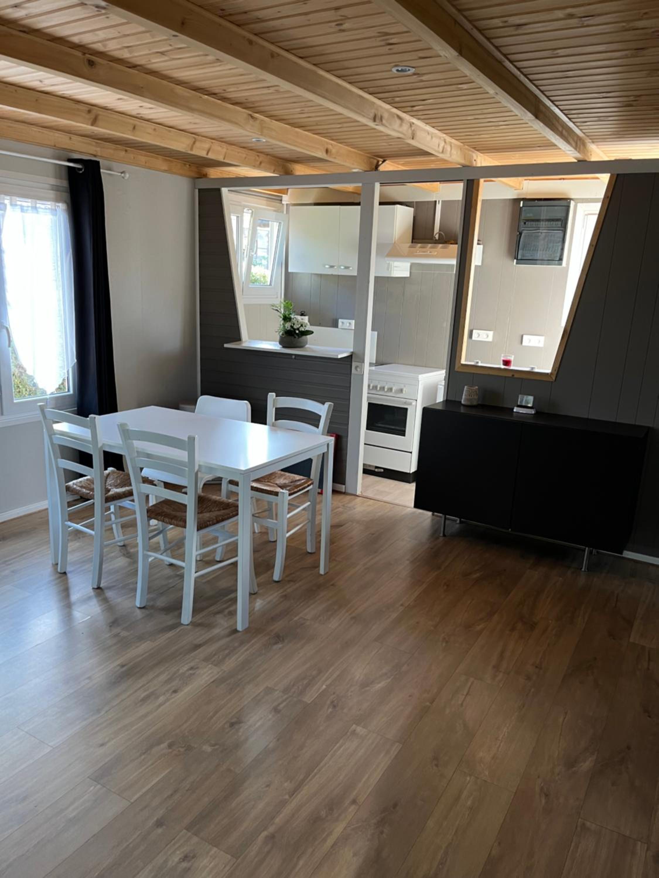 Chalet Charmant Monika avec Piscine