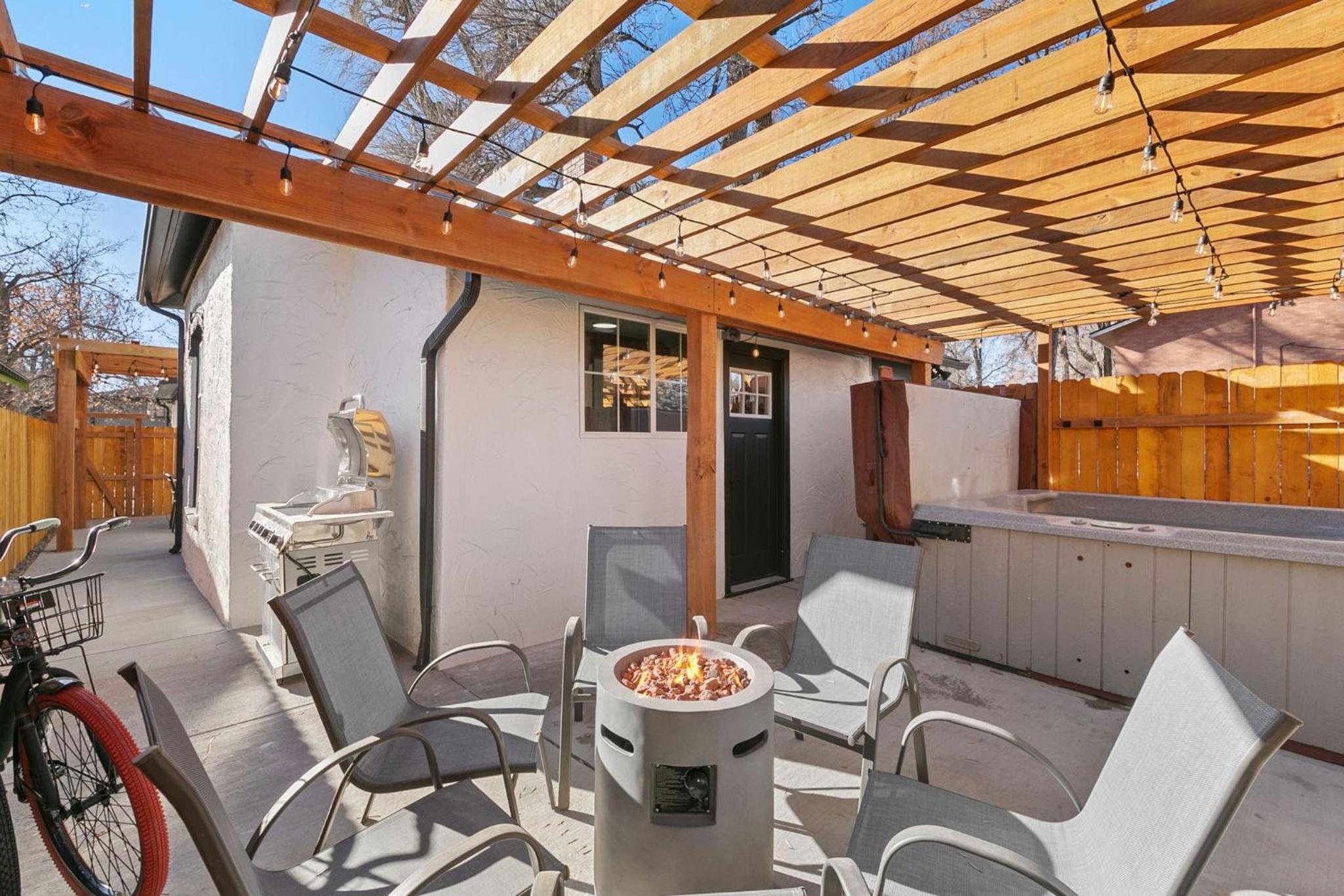 Hotel Old Town Retreat with Hot Tub - Steps from CSU! - Image 1