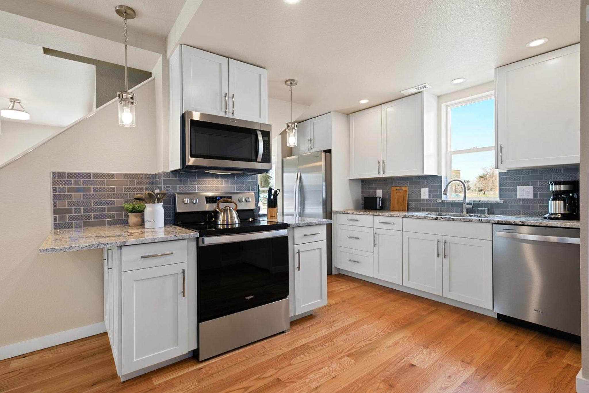 Bright and Stylish Home - Great Central Location!