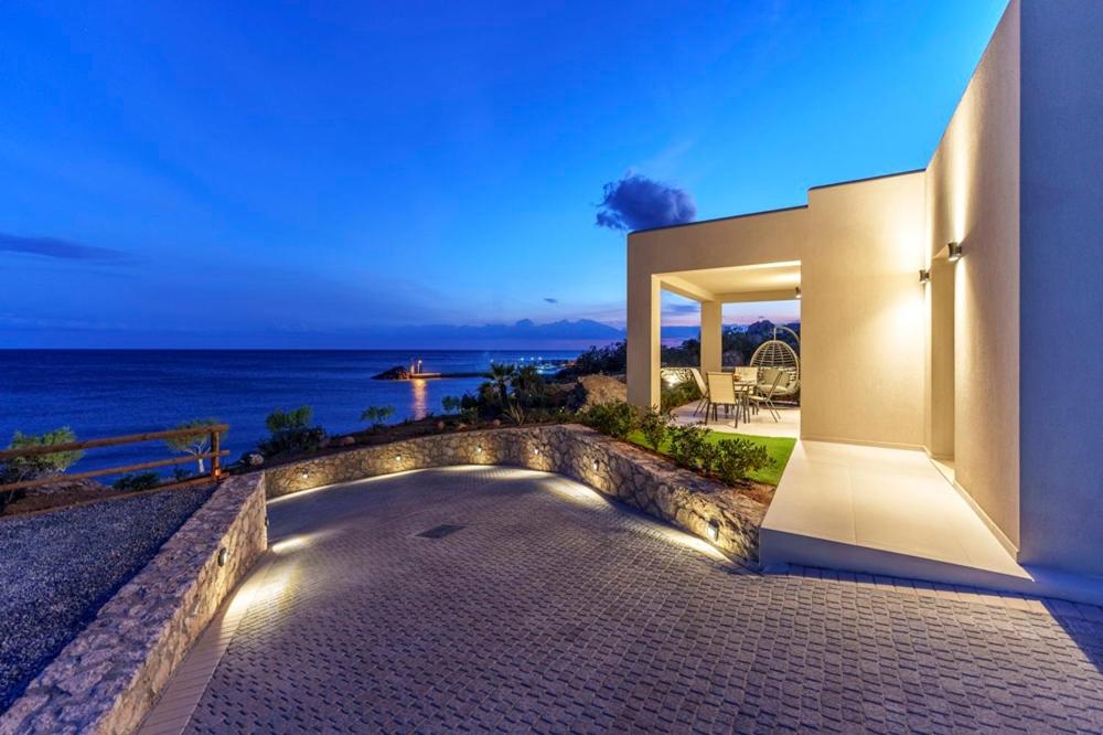 Anassa Villas