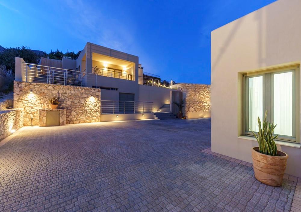 Anassa Villas
