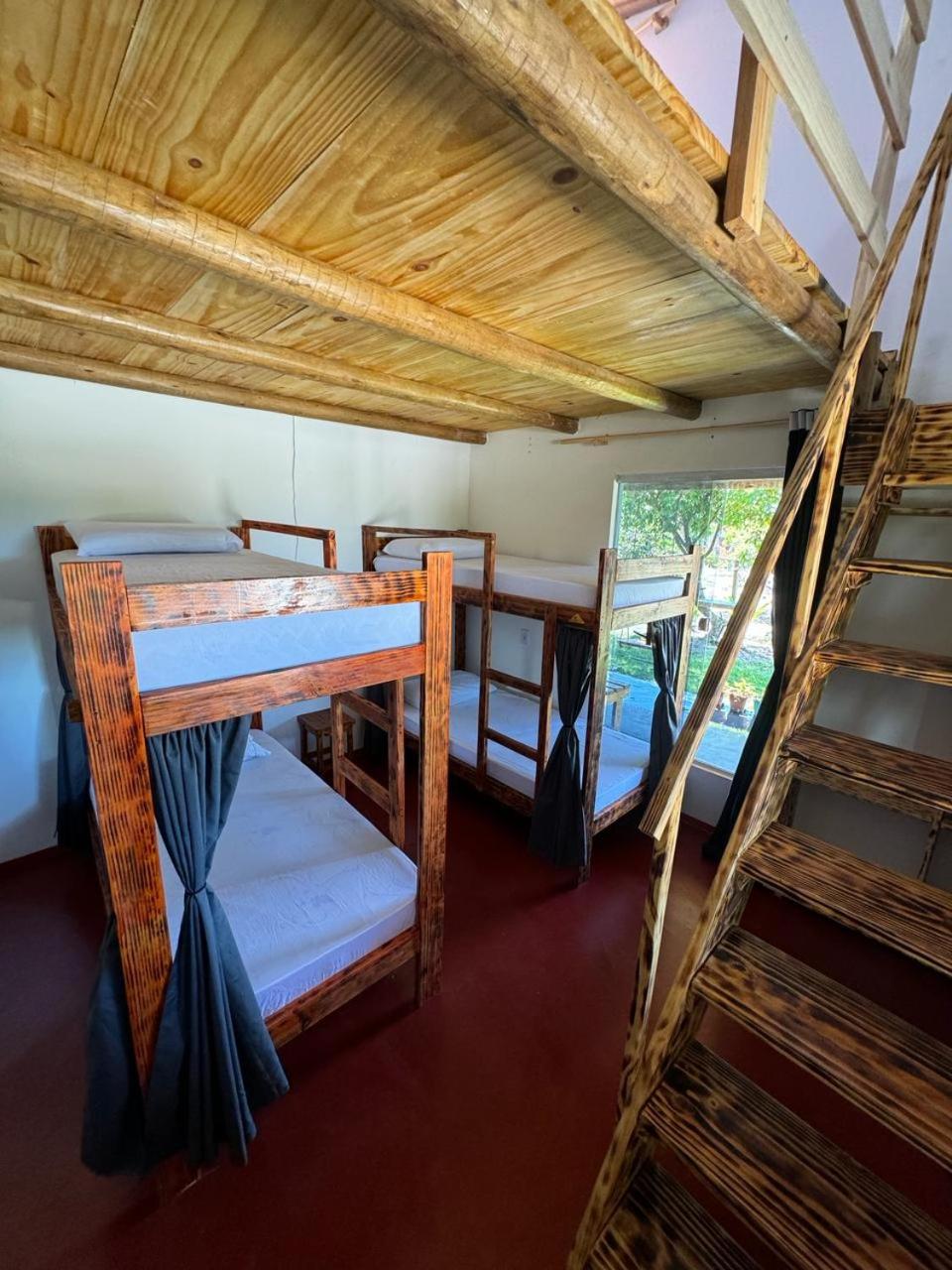 Hostel Caraivando