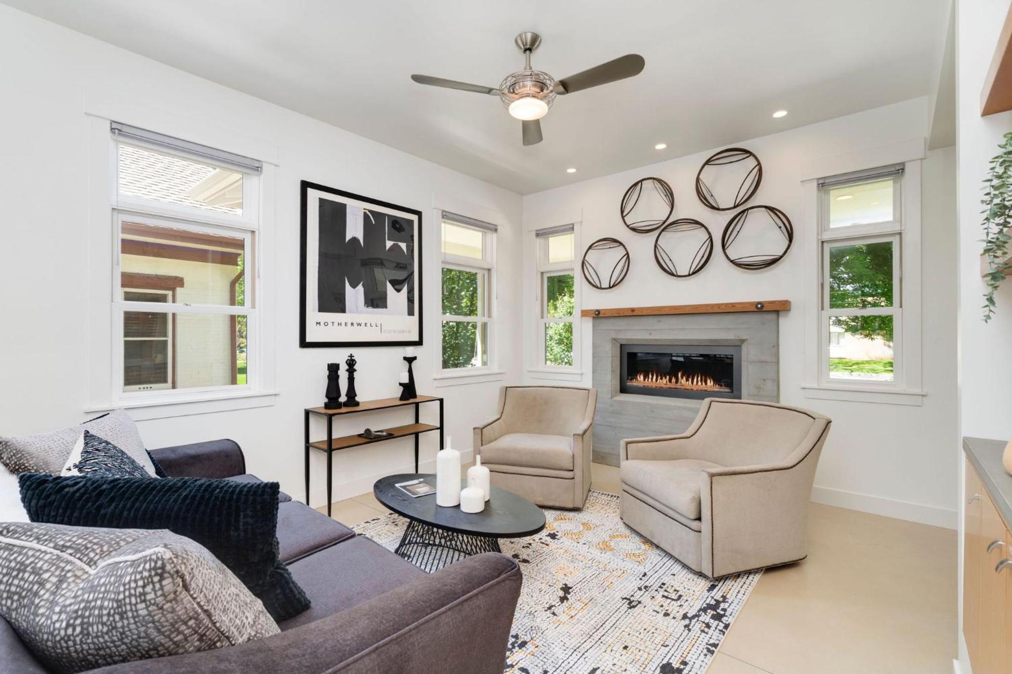 Old Town Oasis - Spacious Artisan Home in Old Town view 4