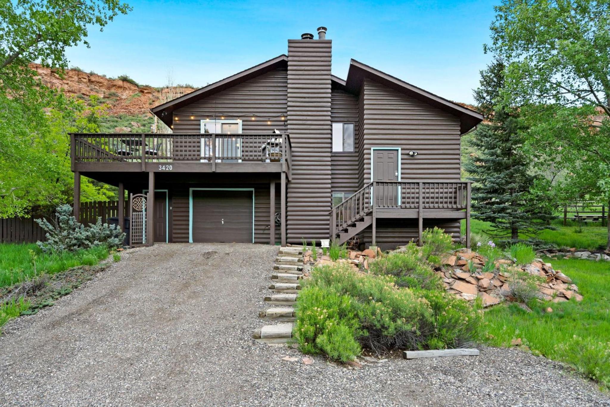 Horsetooth Stoop Trails, Lake Access and Mountain Views