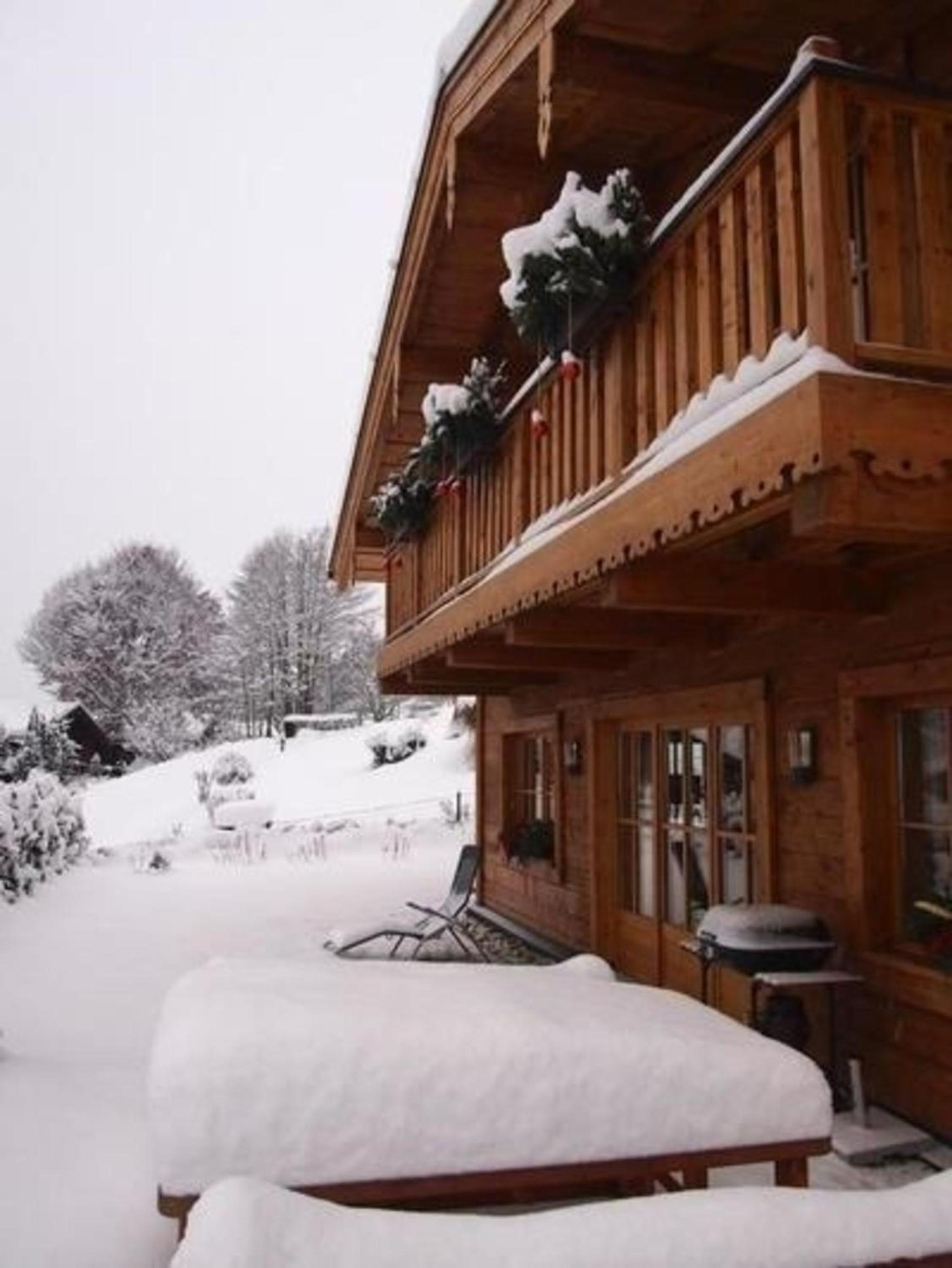 Nettes Ferienhaus in Gaisbichl mit Terrasse und Garten