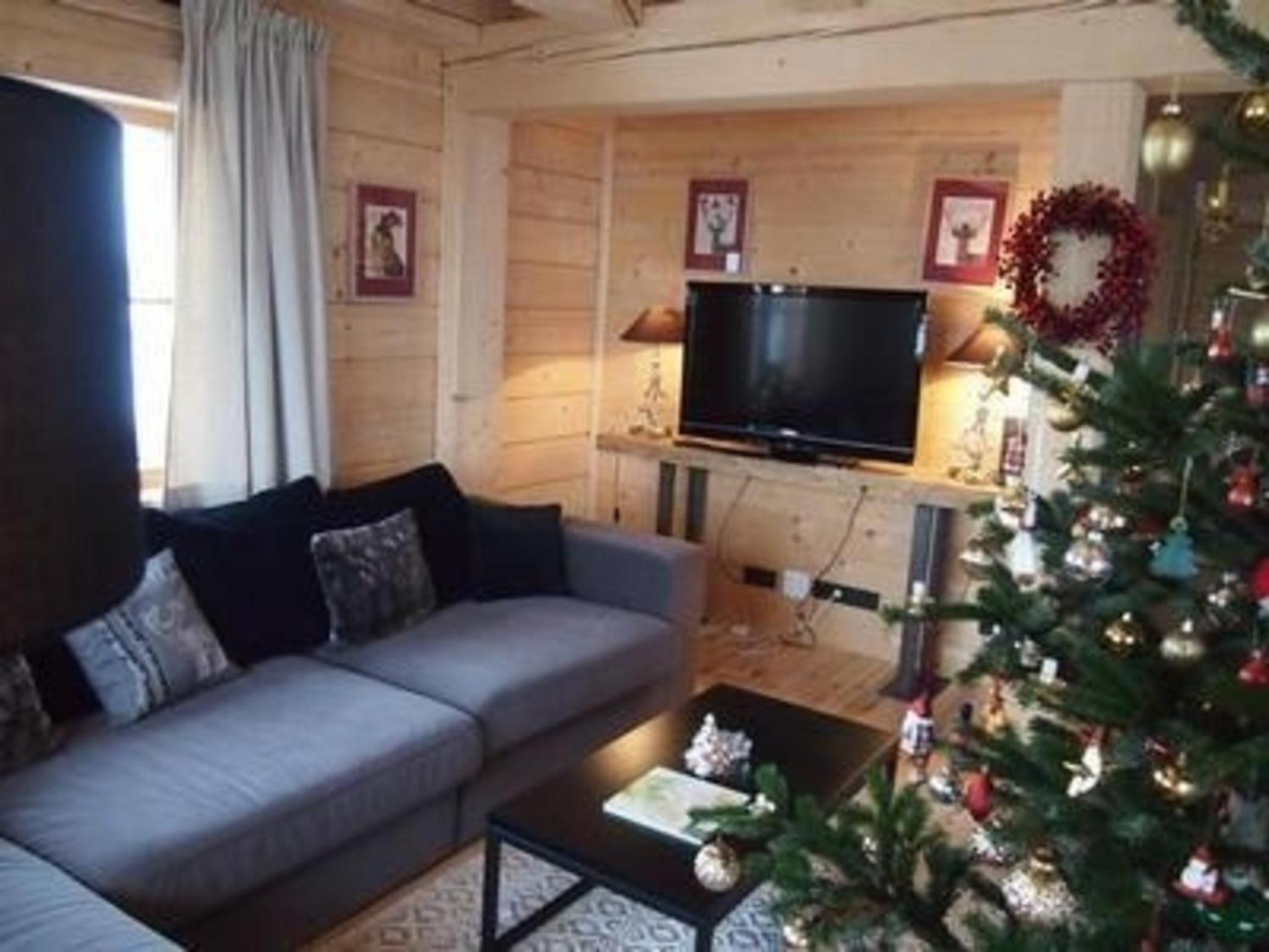 Nettes Ferienhaus in Gaisbichl mit Terrasse und Garten
