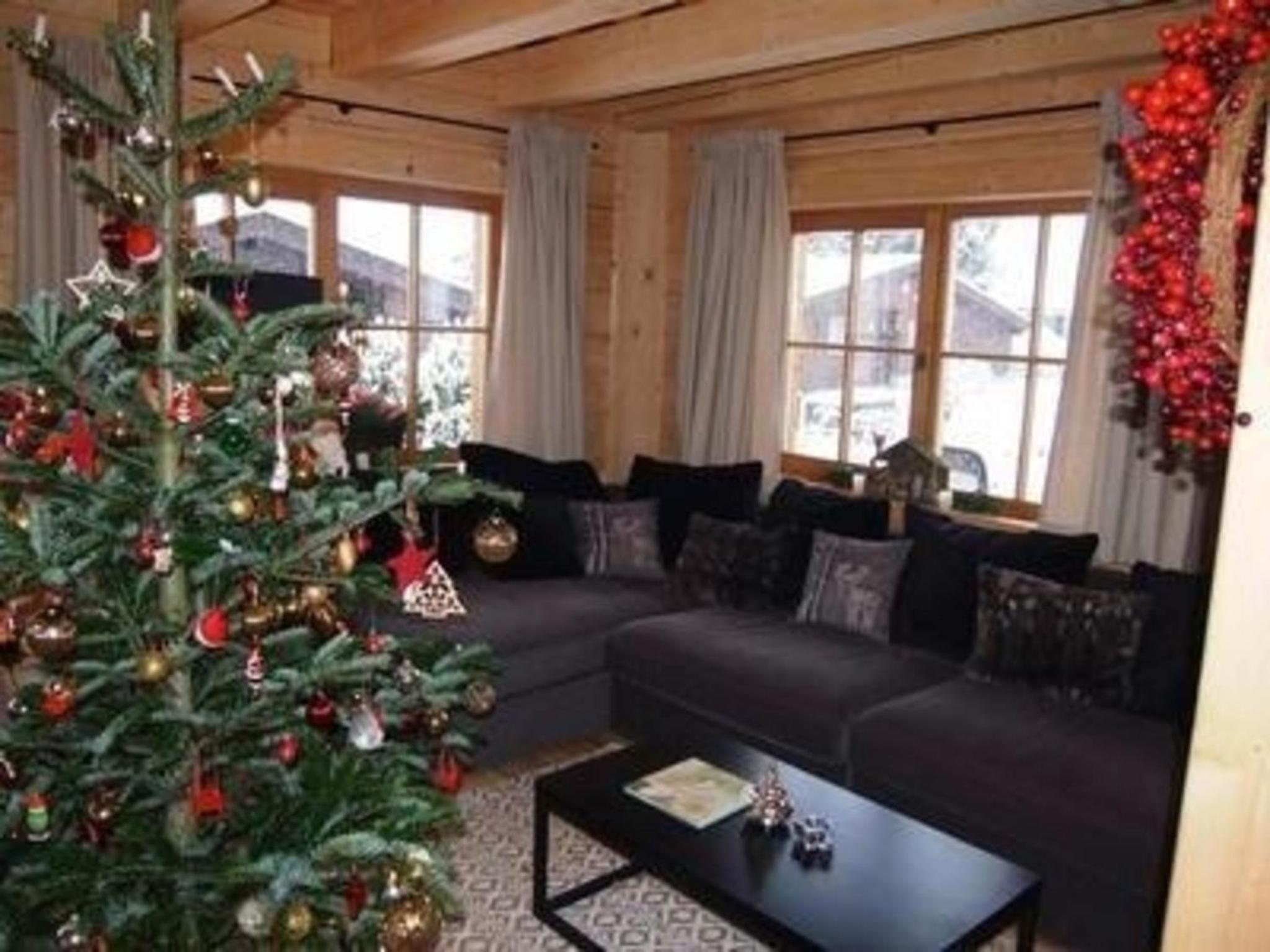 Nettes Ferienhaus in Gaisbichl mit Terrasse und Garten