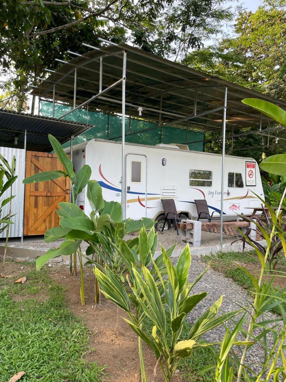 Ciudad Rodante La Fortuna , ave 309