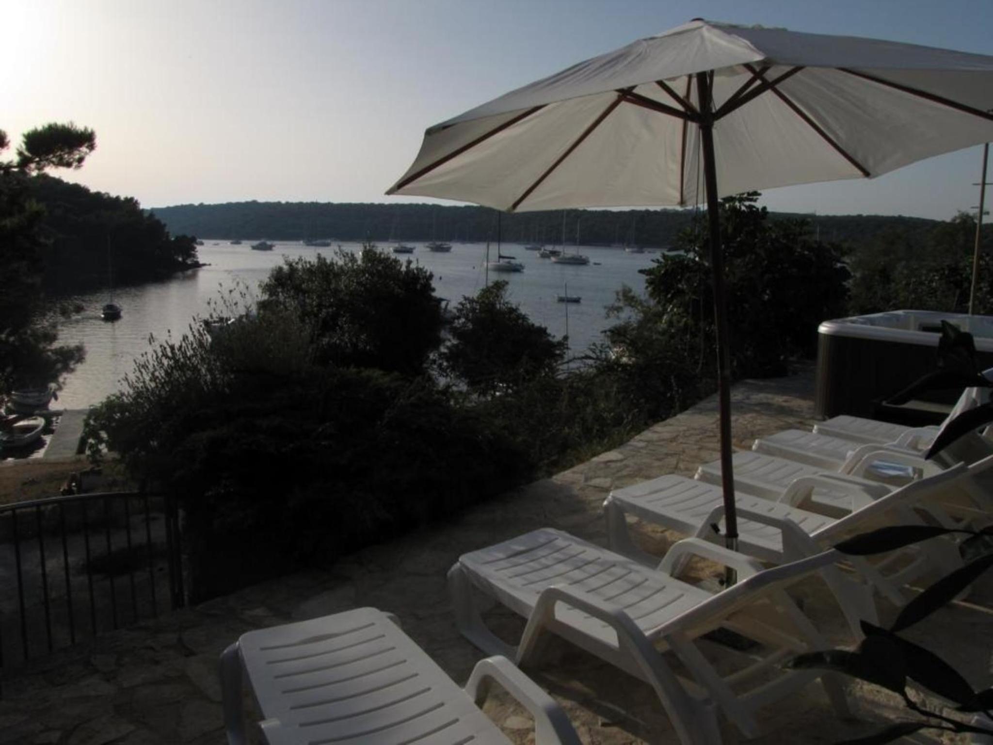 Ferienwohnung in Banjole mit Whirlpool und Garten view 3