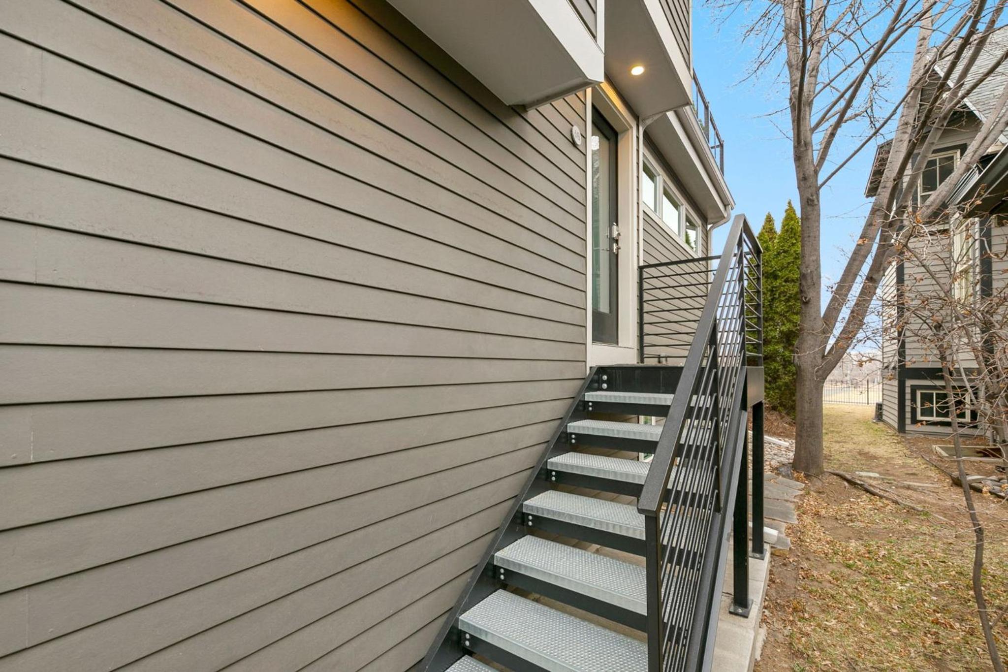 Luxury Living - Walk to Poudre Trail and Old Town! view 5