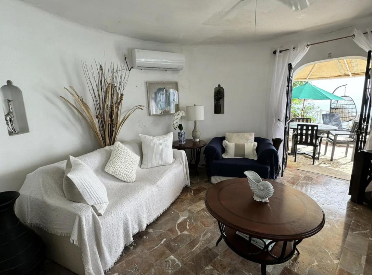 Coralita Apartments