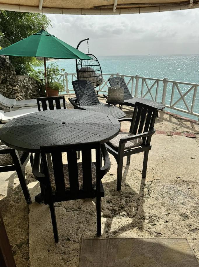 Coralita Apartments