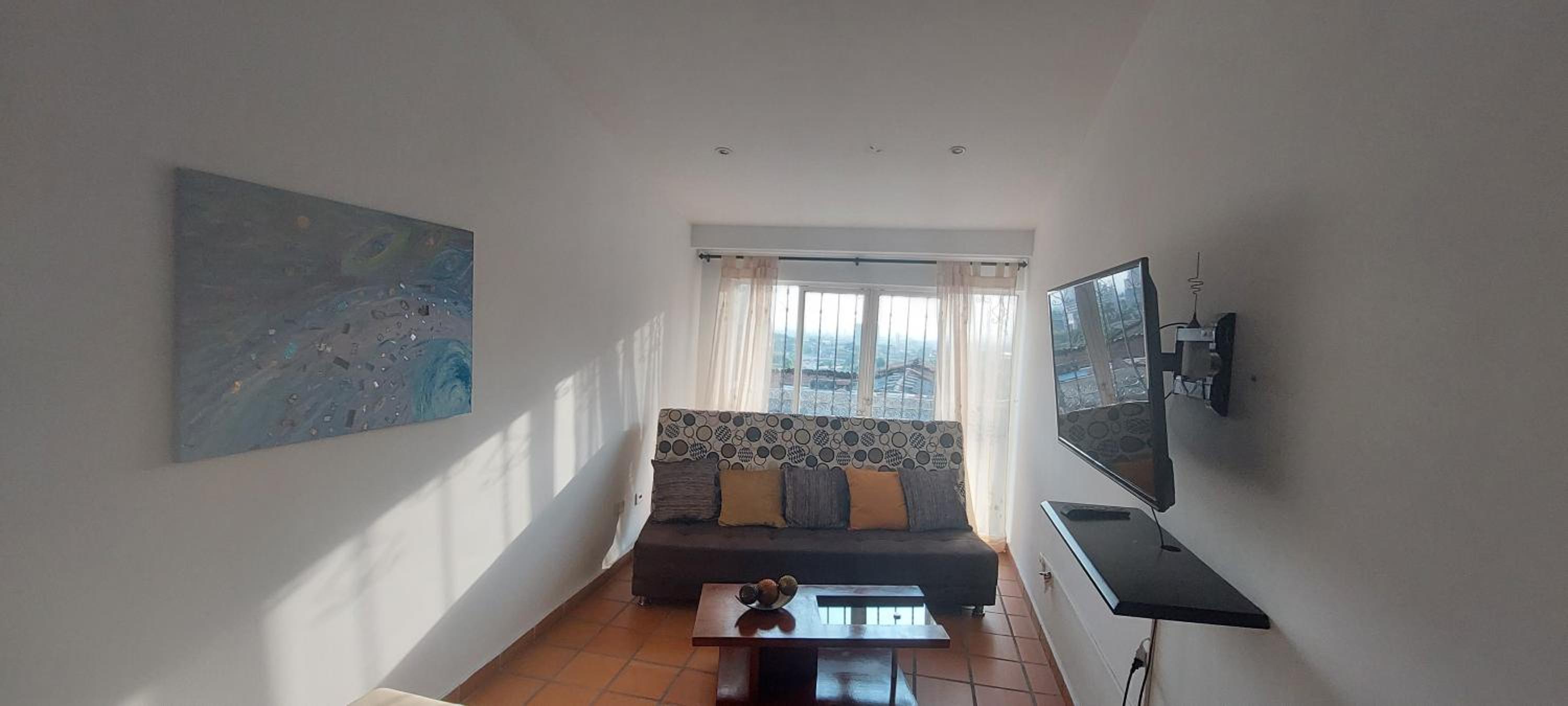 Superb apartment with scenic views of Cali