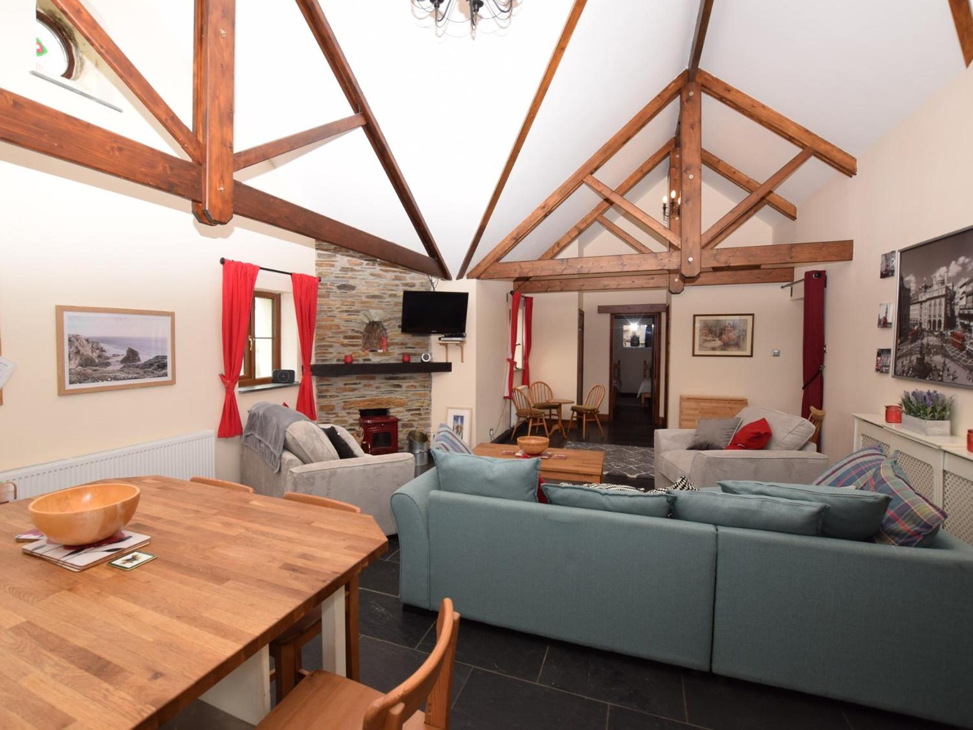 3 Bed in Camelford oc-pendb view 3