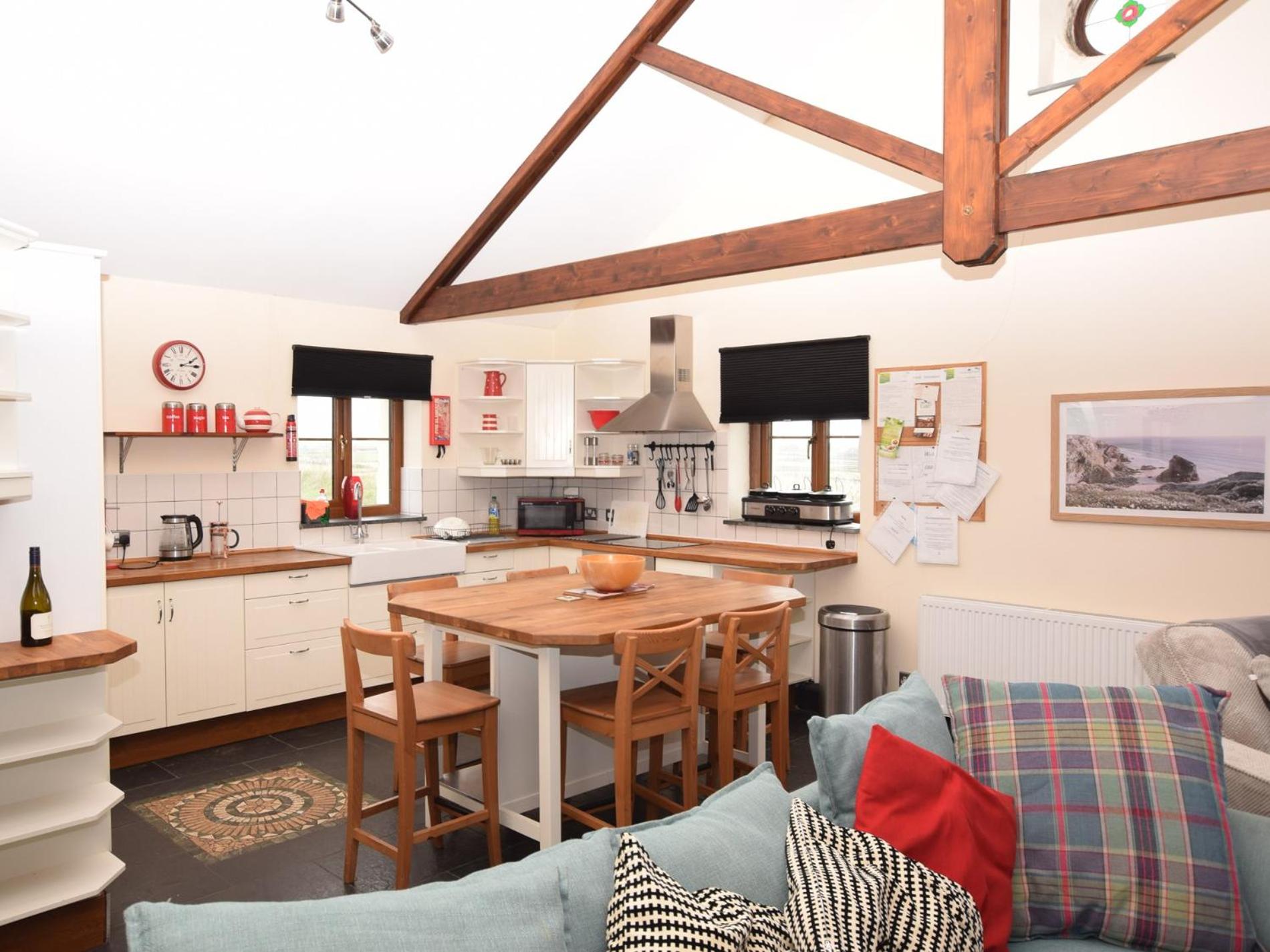 3 Bed in Camelford oc-pendb view 4