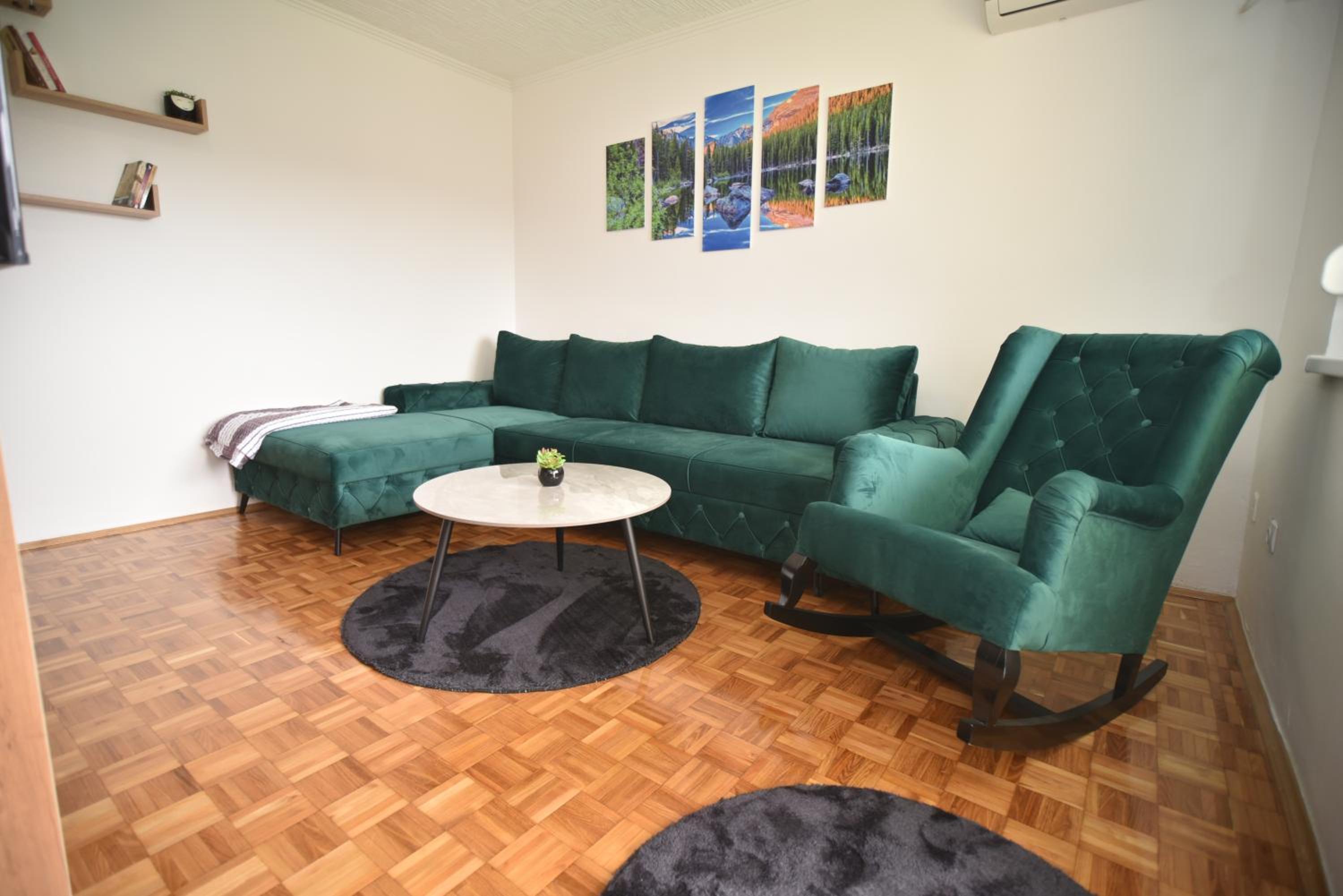 Sobe Zimmer Rooms 2
