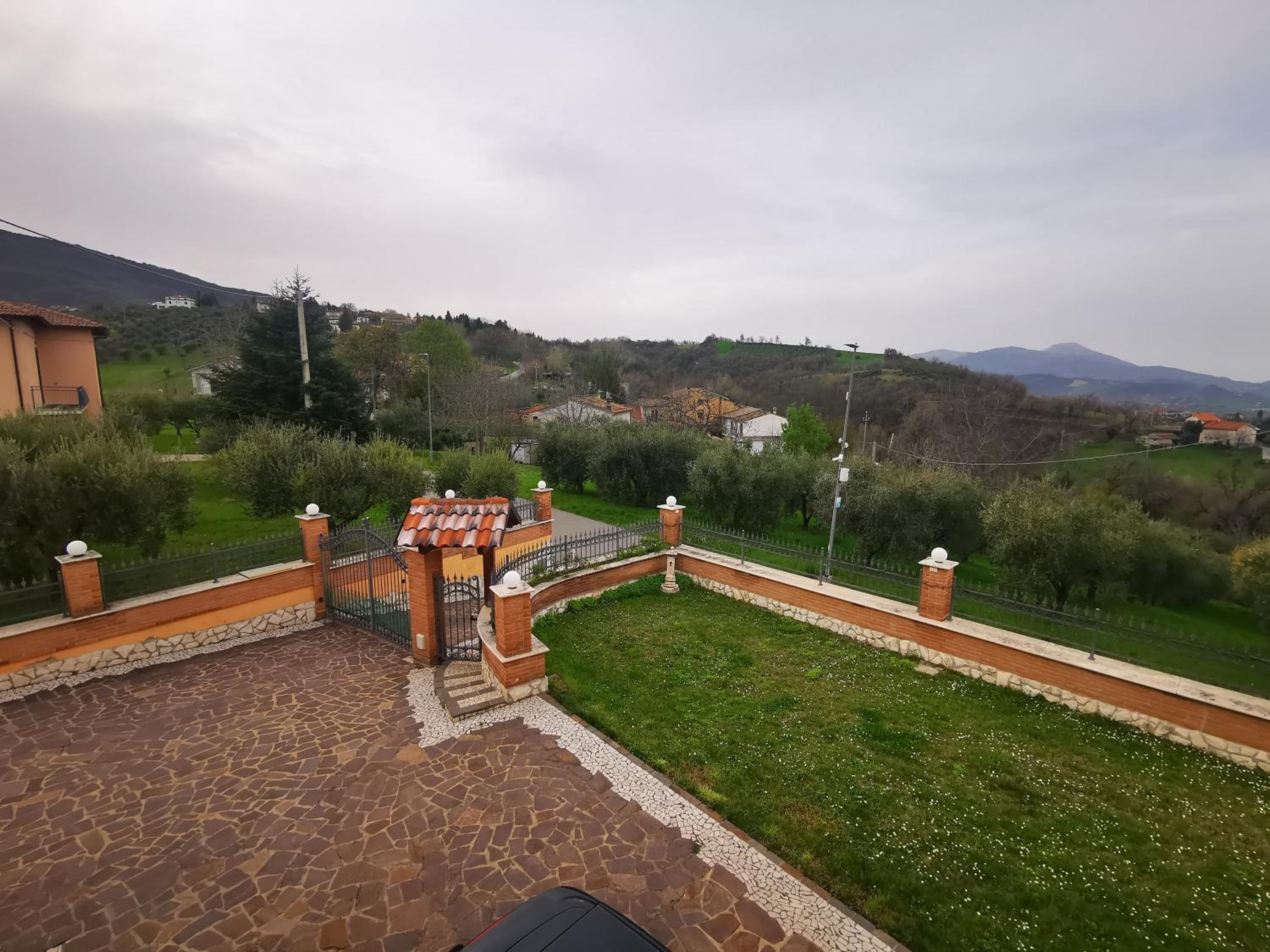 Photo 23