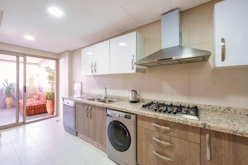 2 Bedrooms Fully Equipped apart view 4