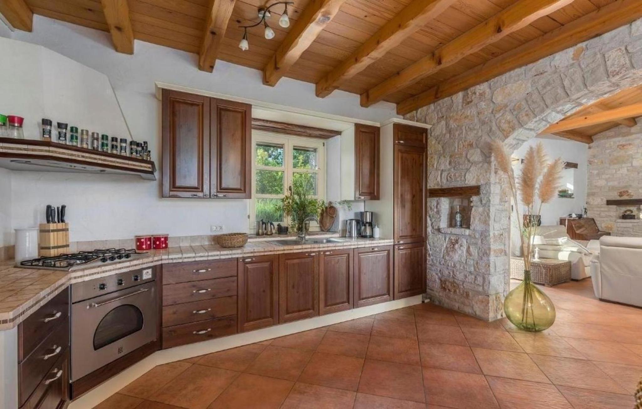 Ferienhaus in Sovinjak mit Grill, Garten und Terrasse