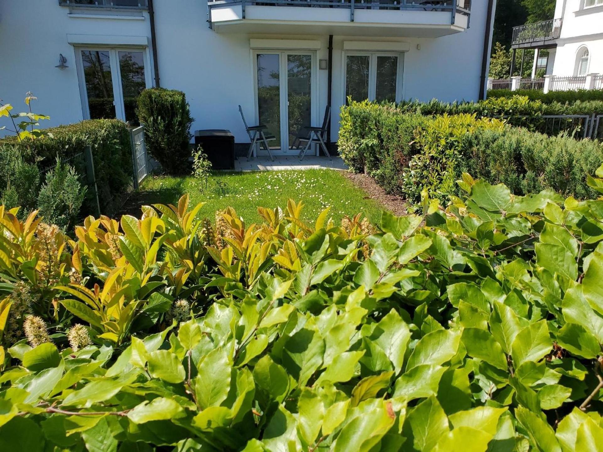 gemütliche Ferienwohnung im Ostseebad Sellin mit schönem Garten am Hochufer über der Seebrücke