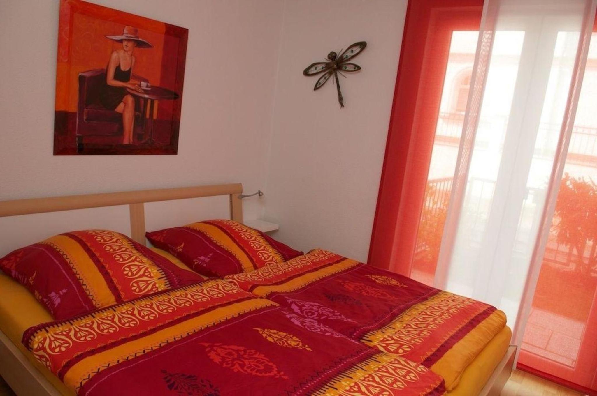 gemütliche Ferienwohnung im Ostseebad Sellin mit schönem Garten am Hochufer über der Seebrücke