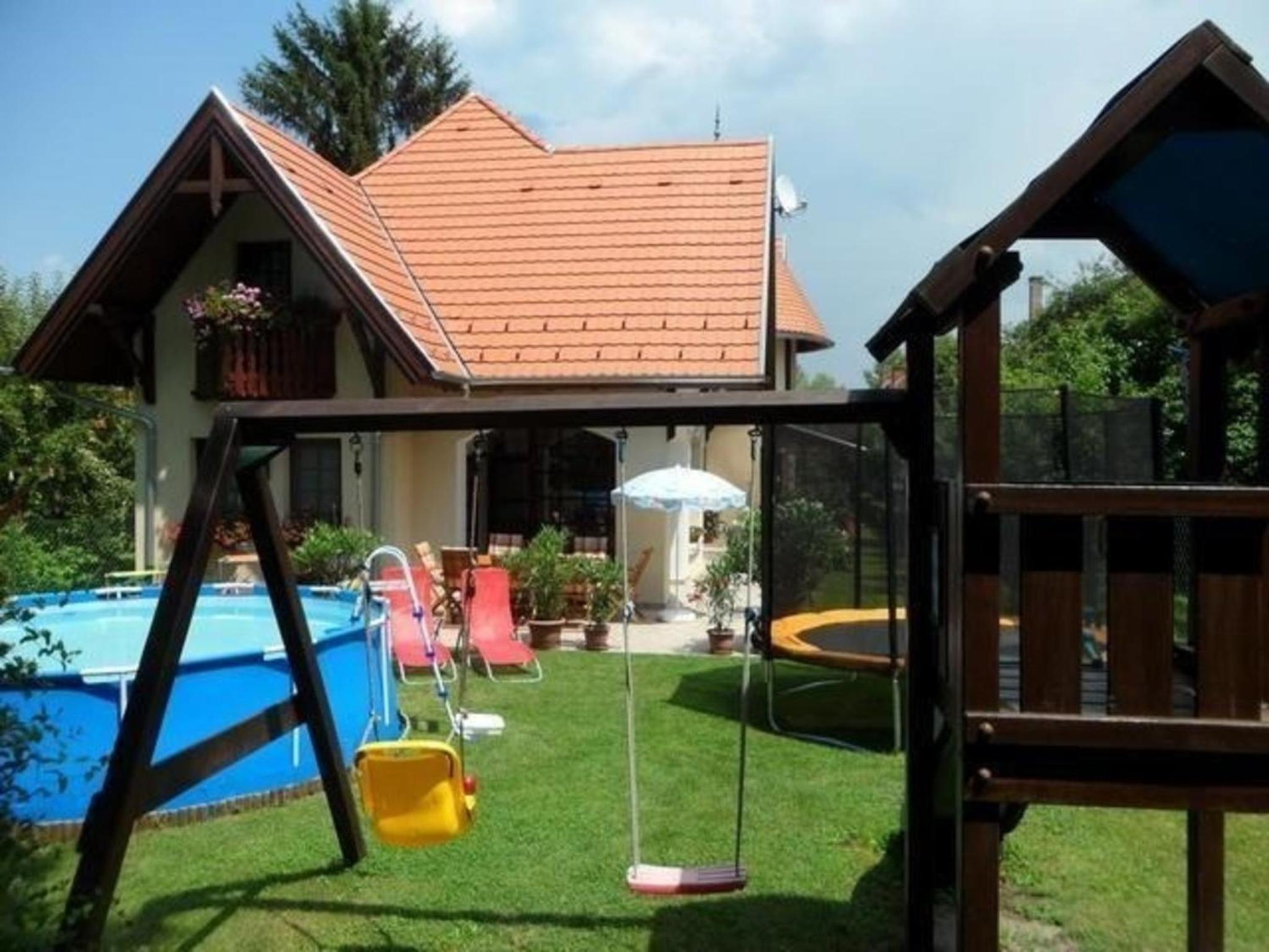 Komfortables Appartement mit privatem Pool