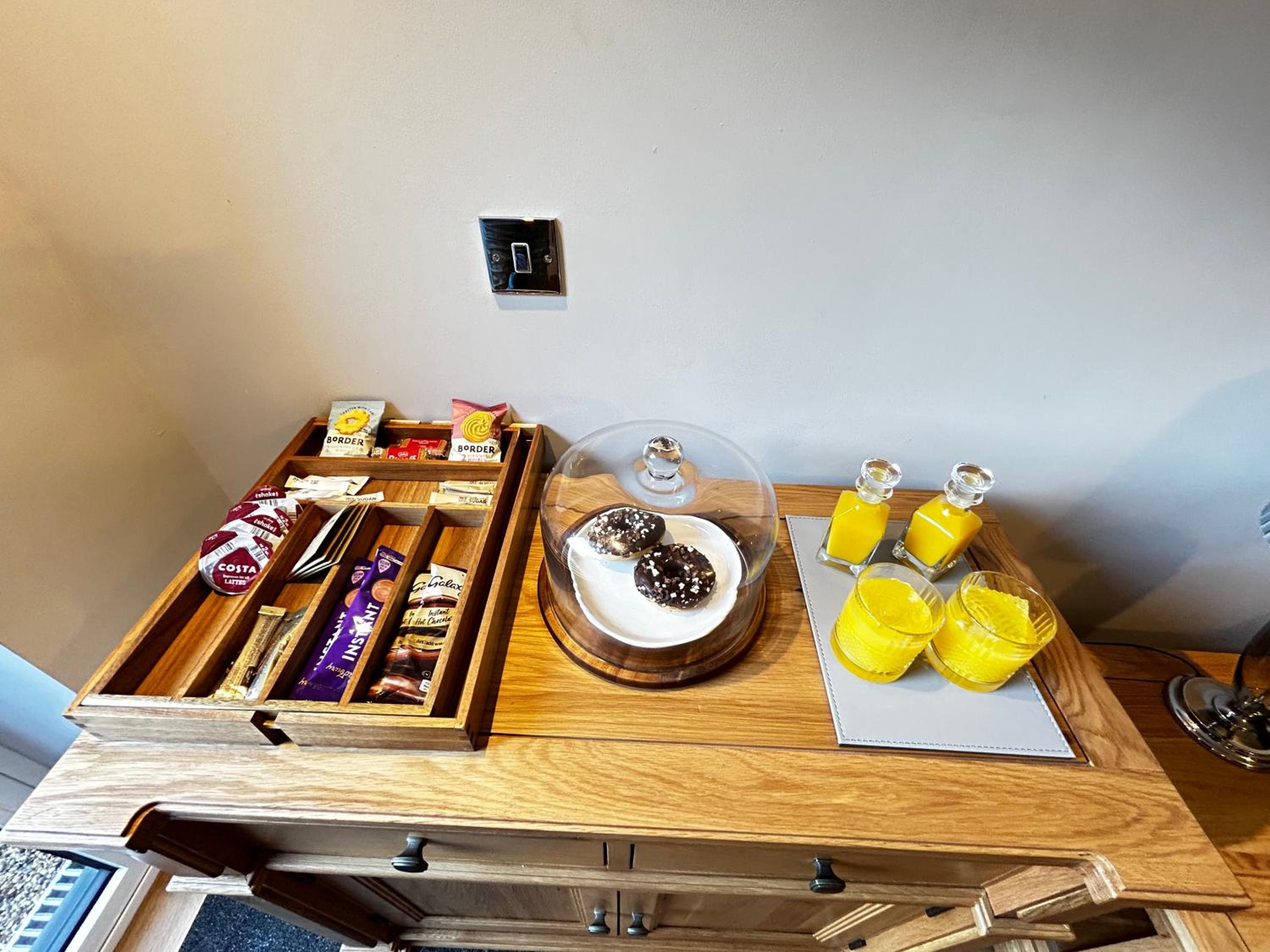 Bishops Stortford Vacations - Stansted Airport Stay, Parking and Luxury Suite - Property Image 7