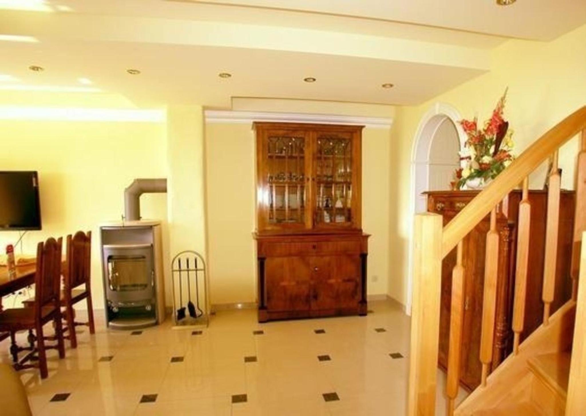 Tolles Appartement in Groß Zicker mit Grill, Terrasse und Garten