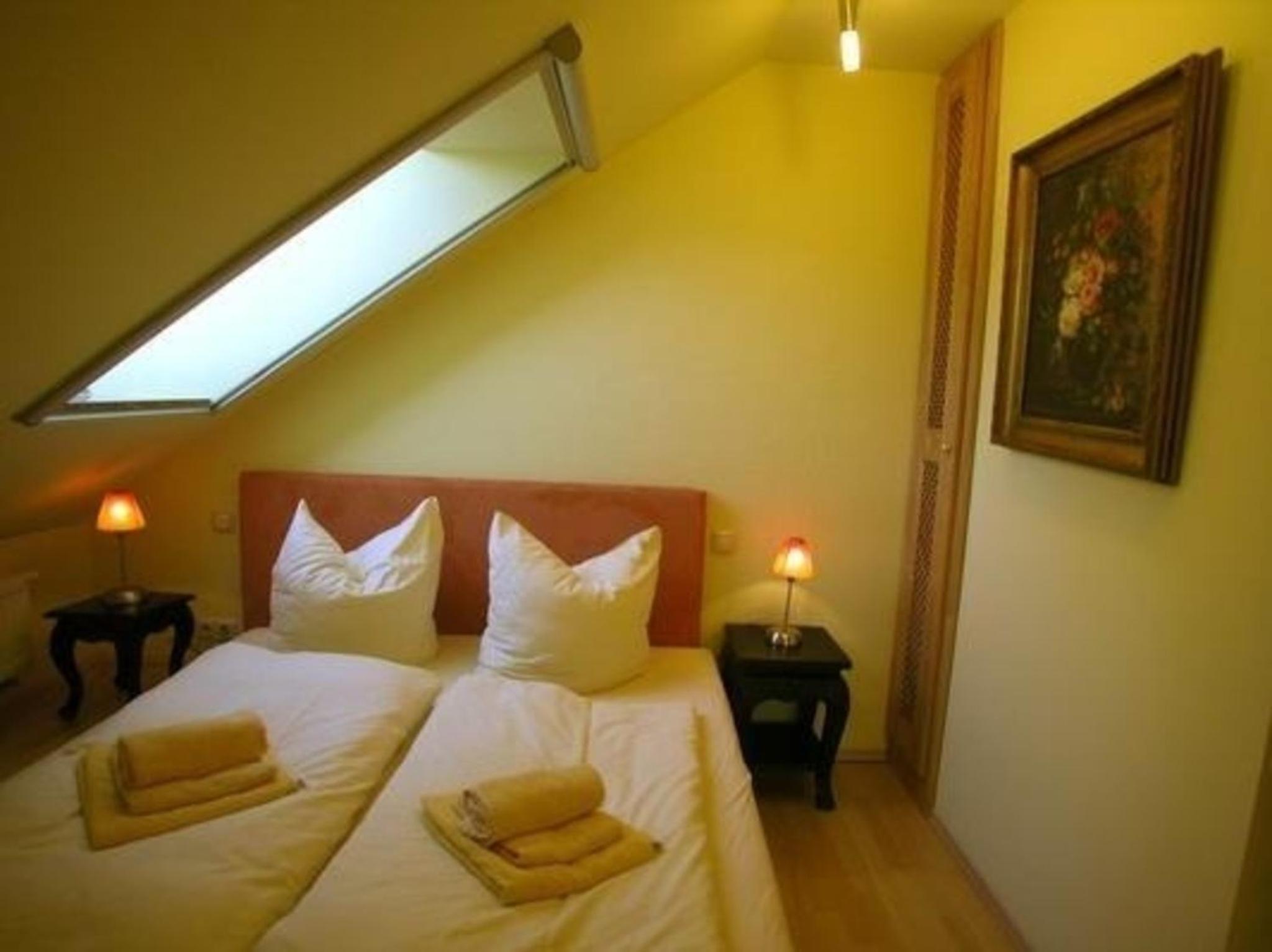 Tolles Appartement in Groß Zicker mit Grill, Terrasse und Garten