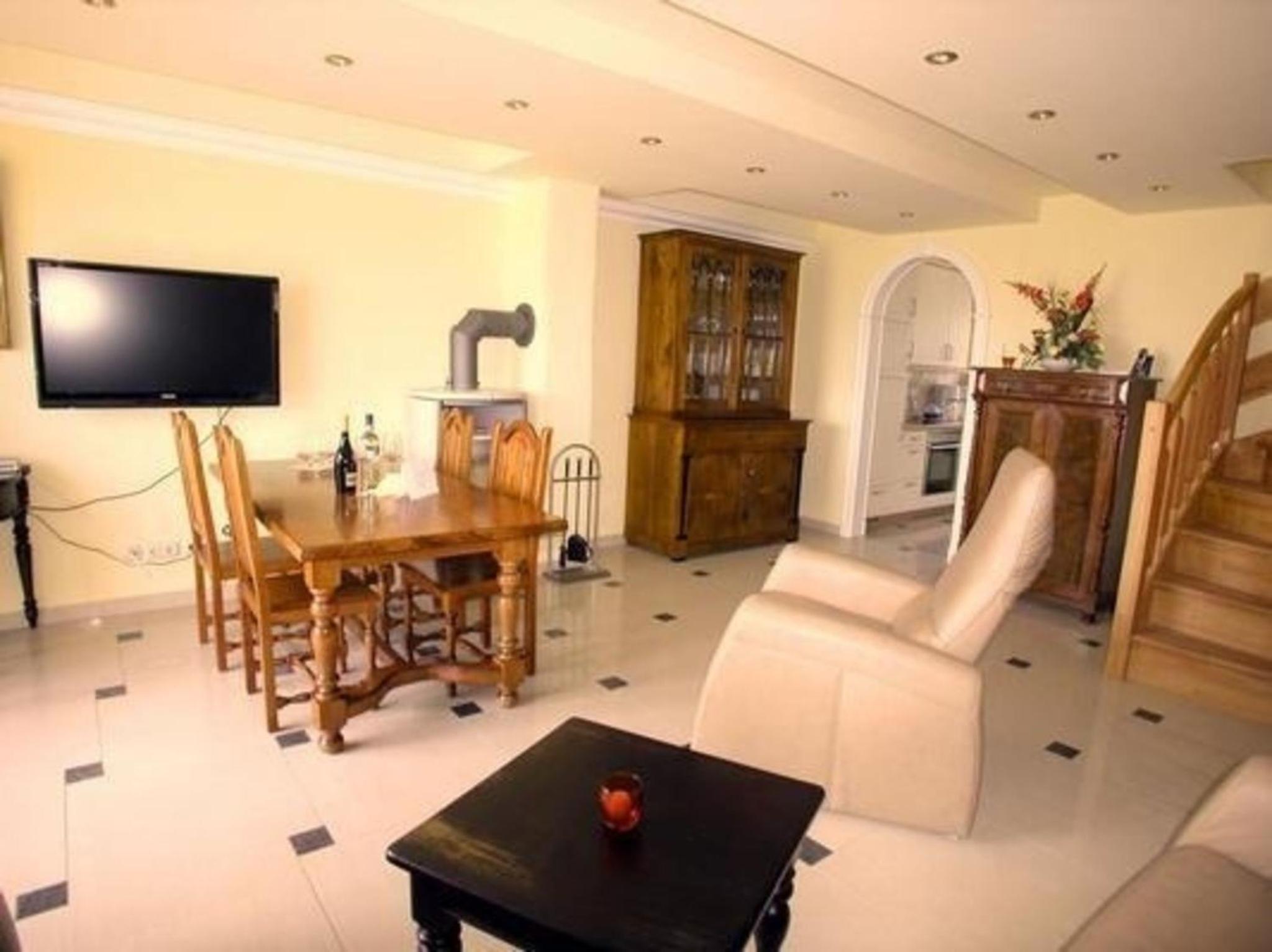 Tolles Appartement in Groß Zicker mit Grill, Terrasse und Garten