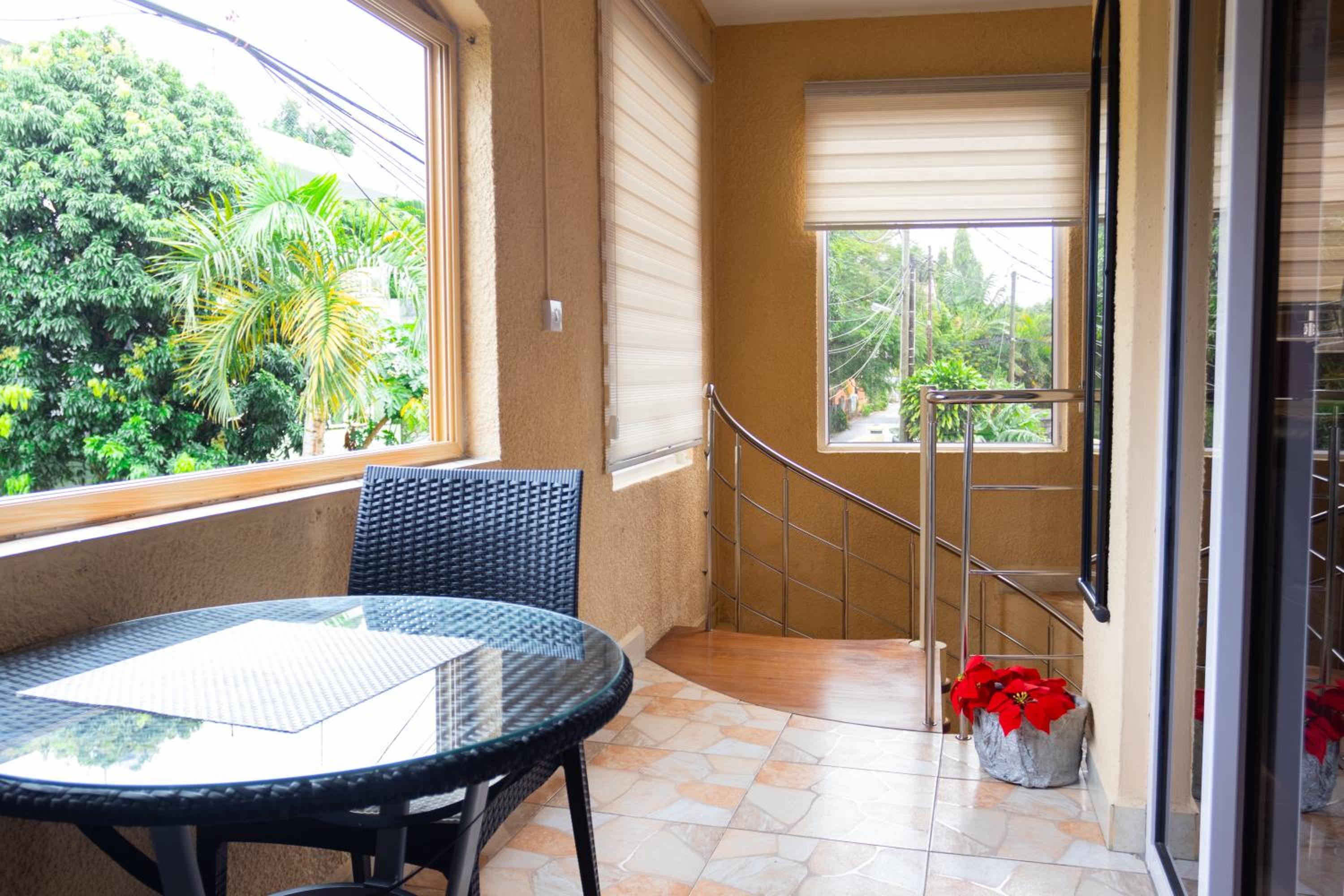 Appartement neuf au cœur de Quatre Bornes view 5